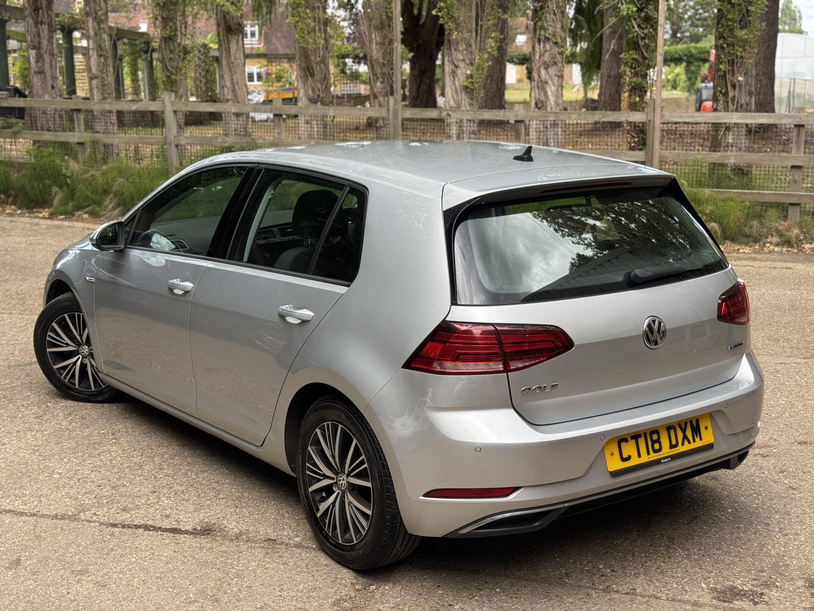 Volkswagen Golf 1.5 TSI EVO SE Nav Hatchback 5dr Petrol Manual Euro 6 (s/s) (130 ps)
