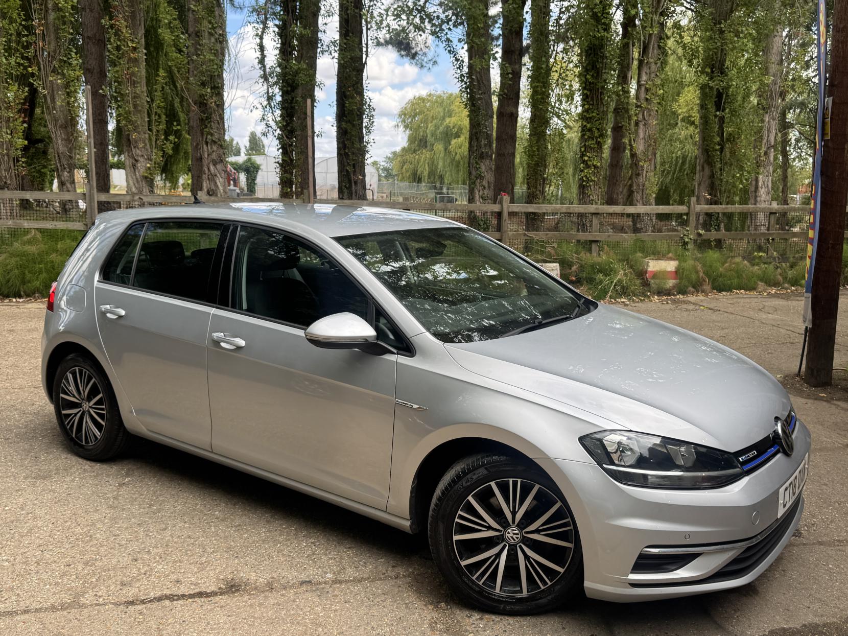 Volkswagen Golf 1.5 TSI EVO SE Nav Hatchback 5dr Petrol Manual Euro 6 (s/s) (130 ps)