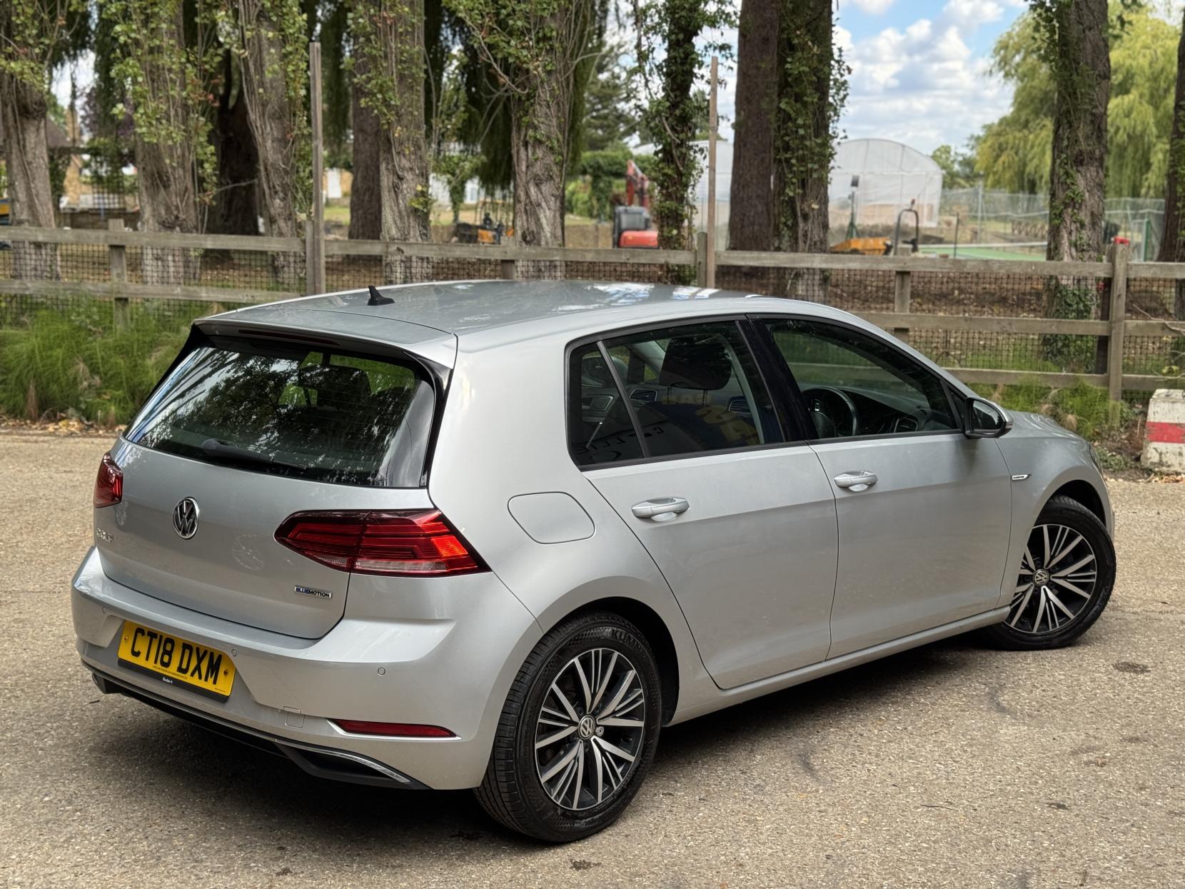 Volkswagen Golf 1.5 TSI EVO SE Nav Hatchback 5dr Petrol Manual Euro 6 (s/s) (130 ps)