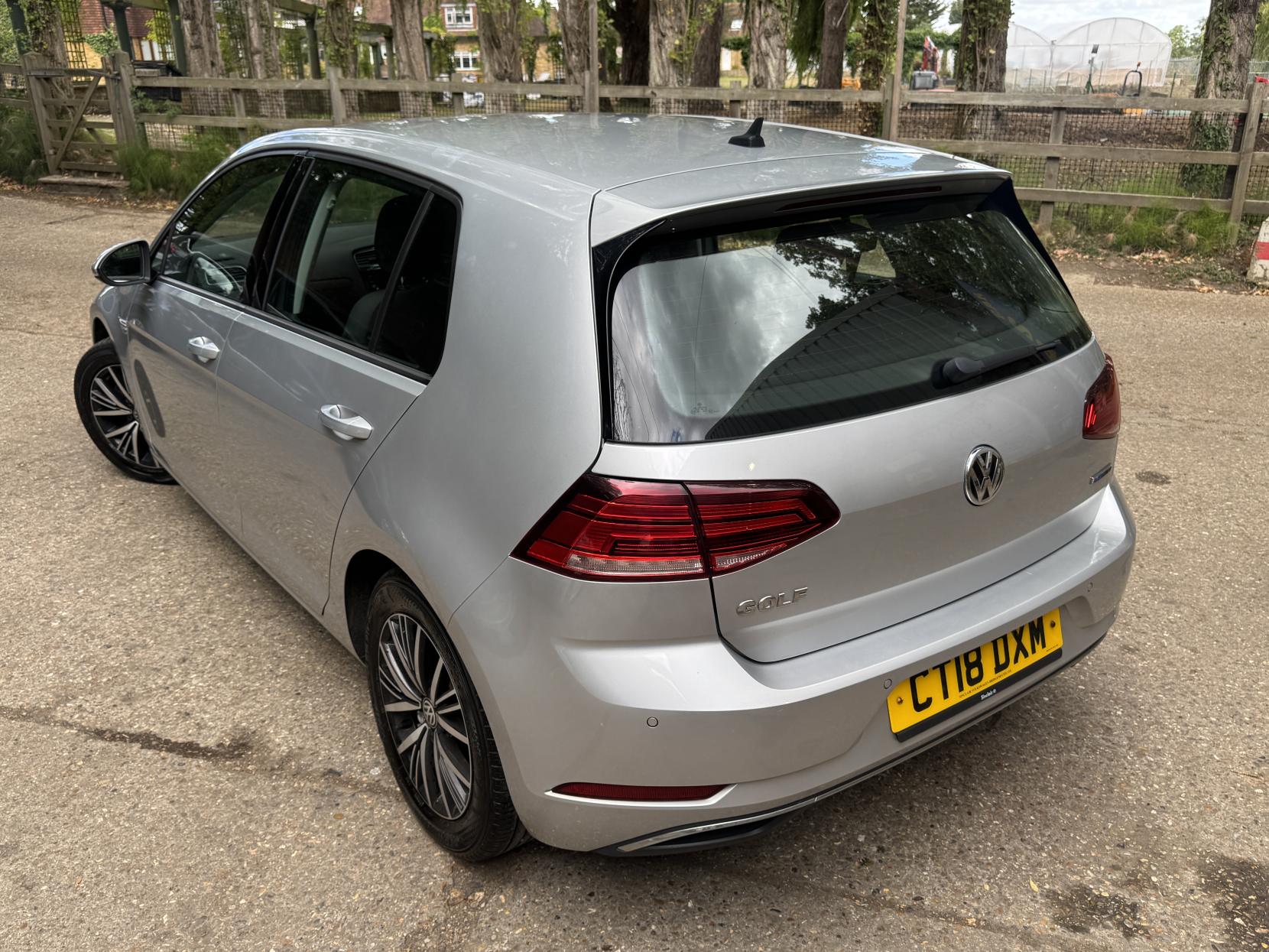 Volkswagen Golf 1.5 TSI EVO SE Nav Hatchback 5dr Petrol Manual Euro 6 (s/s) (130 ps)