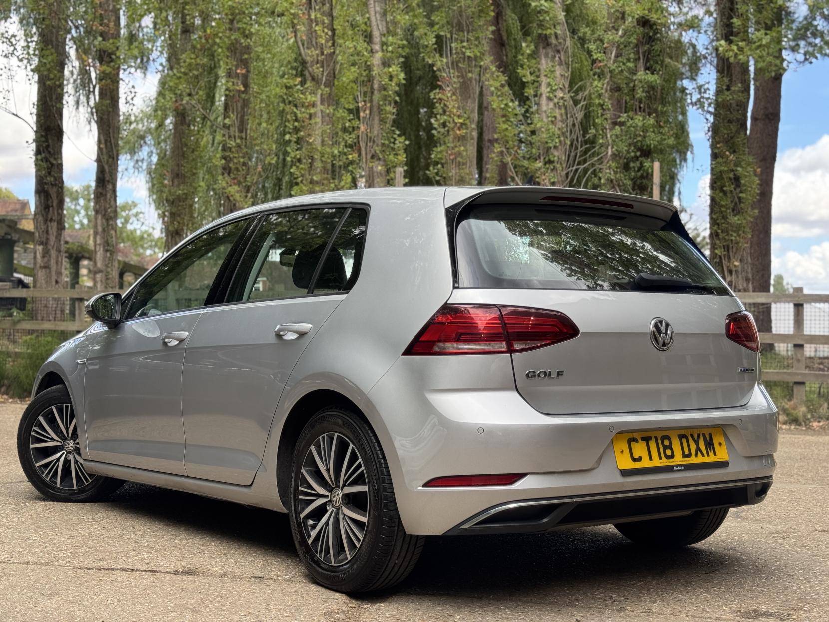 Volkswagen Golf 1.5 TSI EVO SE Nav Hatchback 5dr Petrol Manual Euro 6 (s/s) (130 ps)