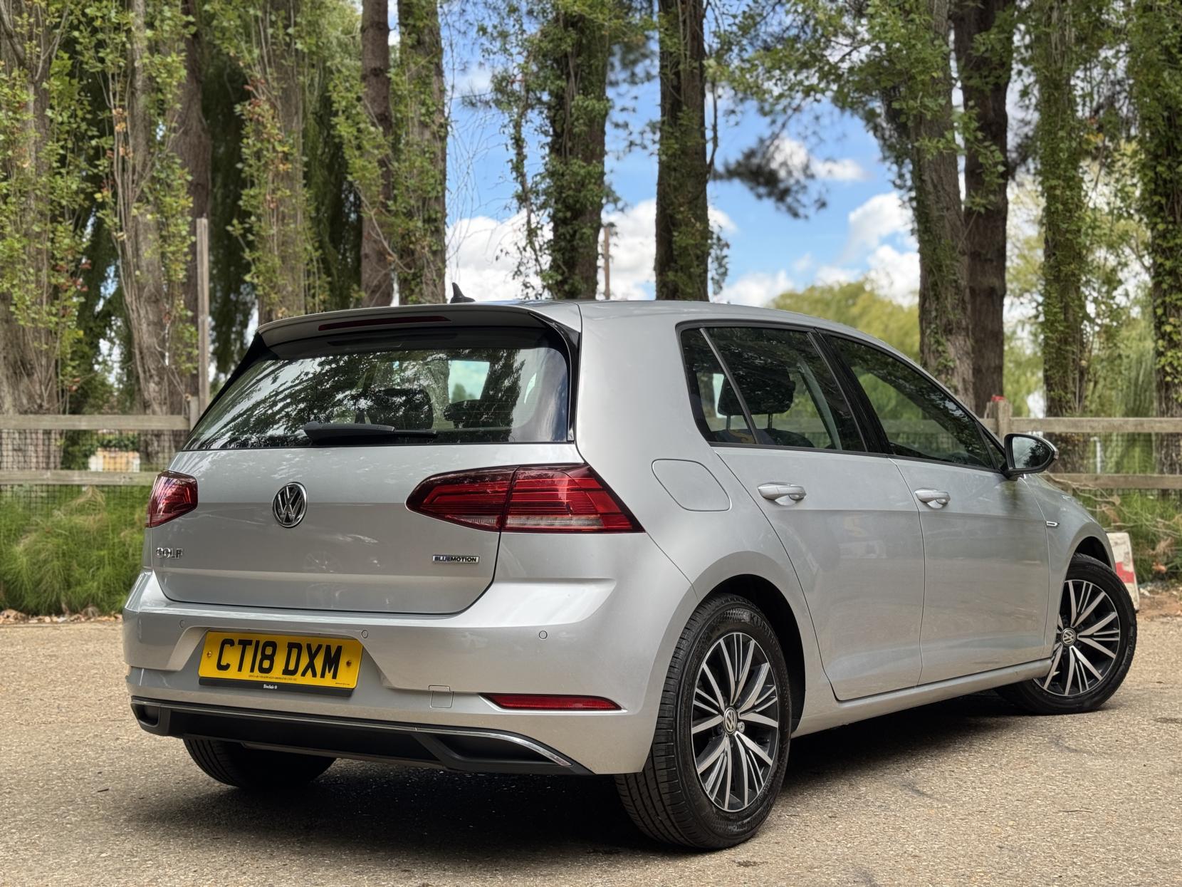 Volkswagen Golf 1.5 TSI EVO SE Nav Hatchback 5dr Petrol Manual Euro 6 (s/s) (130 ps)