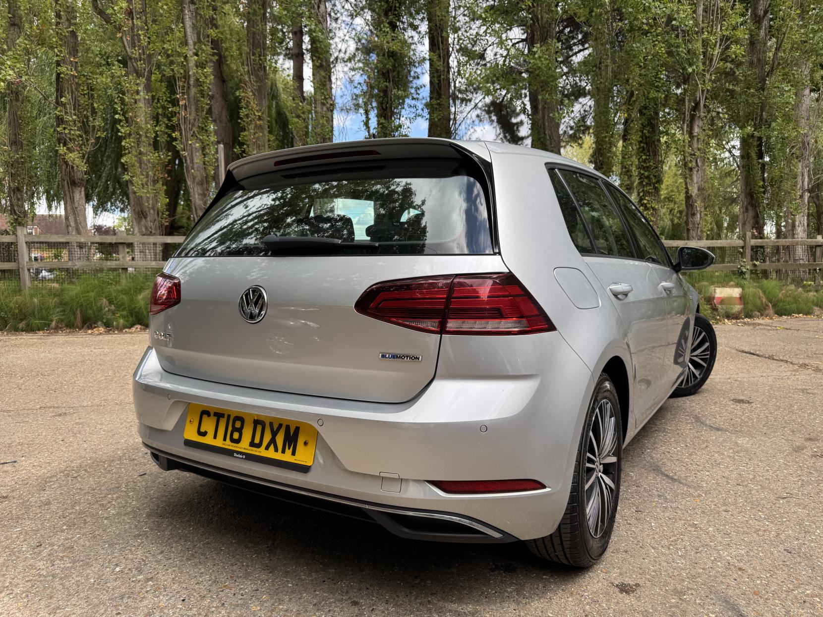 Volkswagen Golf 1.5 TSI EVO SE Nav Hatchback 5dr Petrol Manual Euro 6 (s/s) (130 ps)
