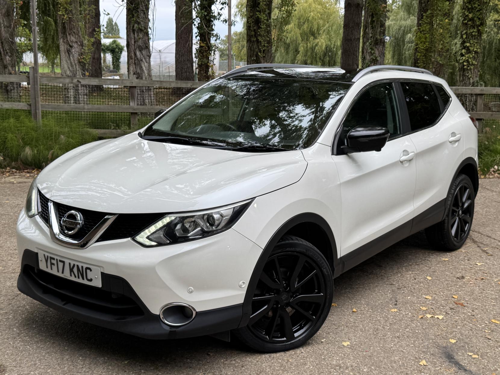 Nissan Qashqai 1.2 DIG-T Tekna SUV 5dr Petrol Manual 2WD Euro 6 (s/s) (115 ps)