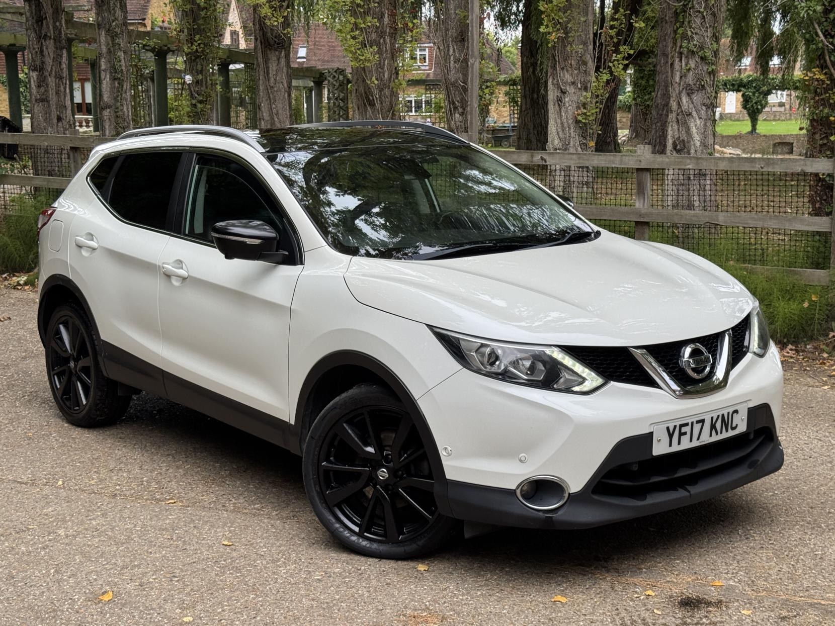 Nissan Qashqai 1.2 DIG-T Tekna SUV 5dr Petrol Manual 2WD Euro 6 (s/s) (115 ps)