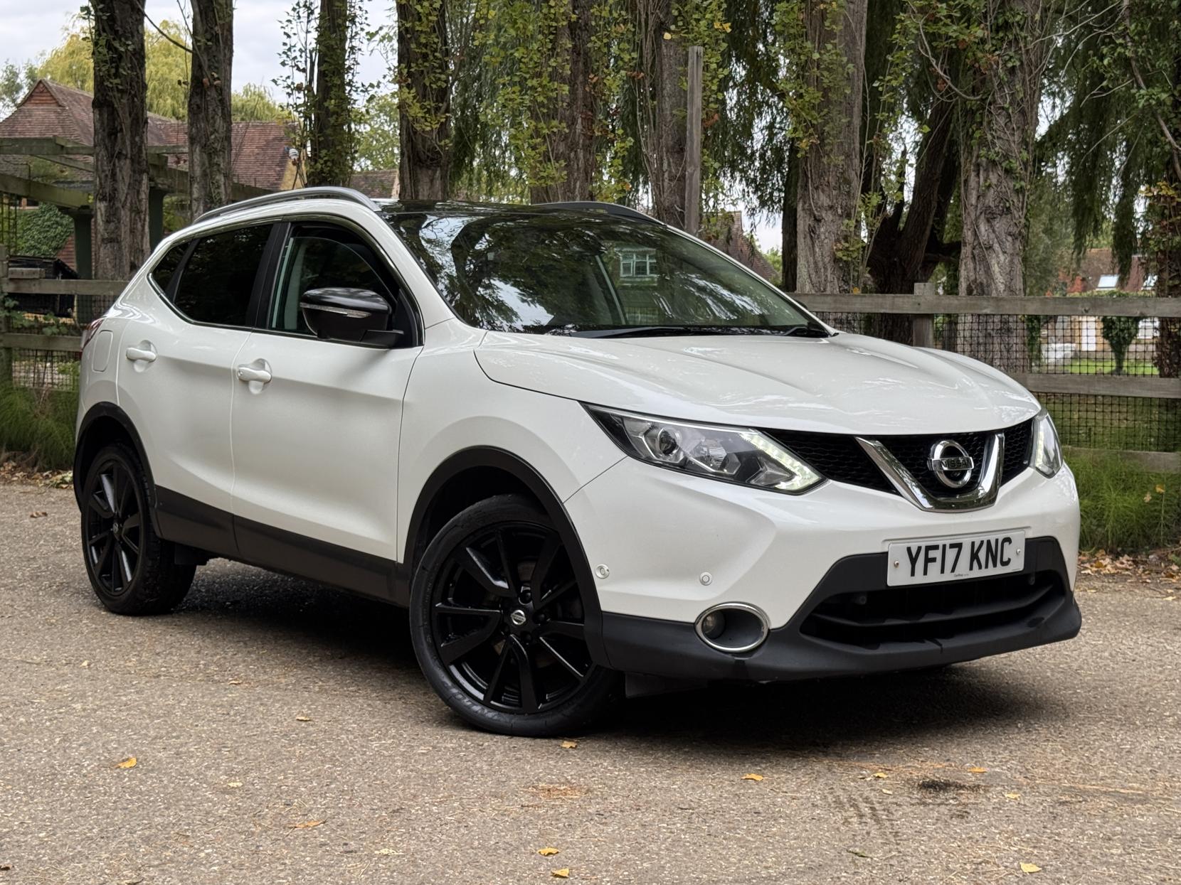 Nissan Qashqai 1.2 DIG-T Tekna SUV 5dr Petrol Manual 2WD Euro 6 (s/s) (115 ps)