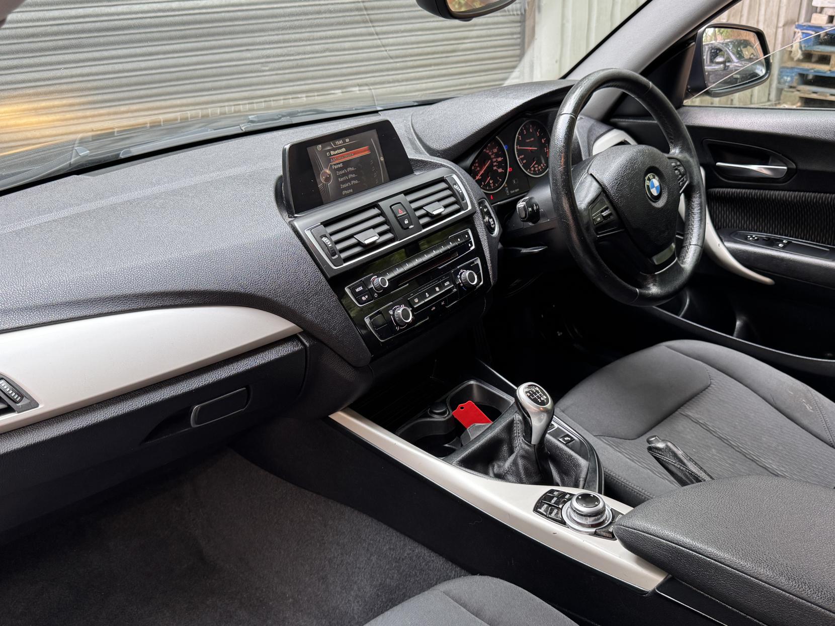 BMW 1 Series 1.5 118i SE Hatchback 3dr Petrol Manual Euro 6 (s/s) (136 ps)