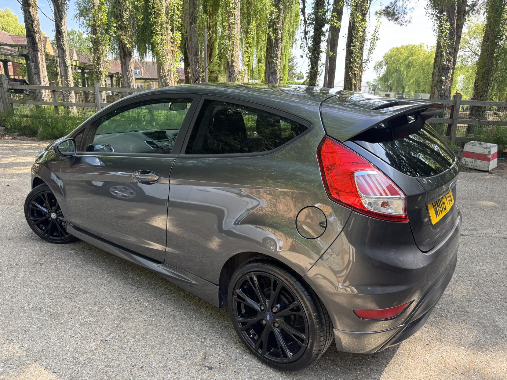 Ford Fiesta 1.0T EcoBoost Zetec S Hatchback 3dr Petrol Manual Euro 6 (s/s) (125 ps)