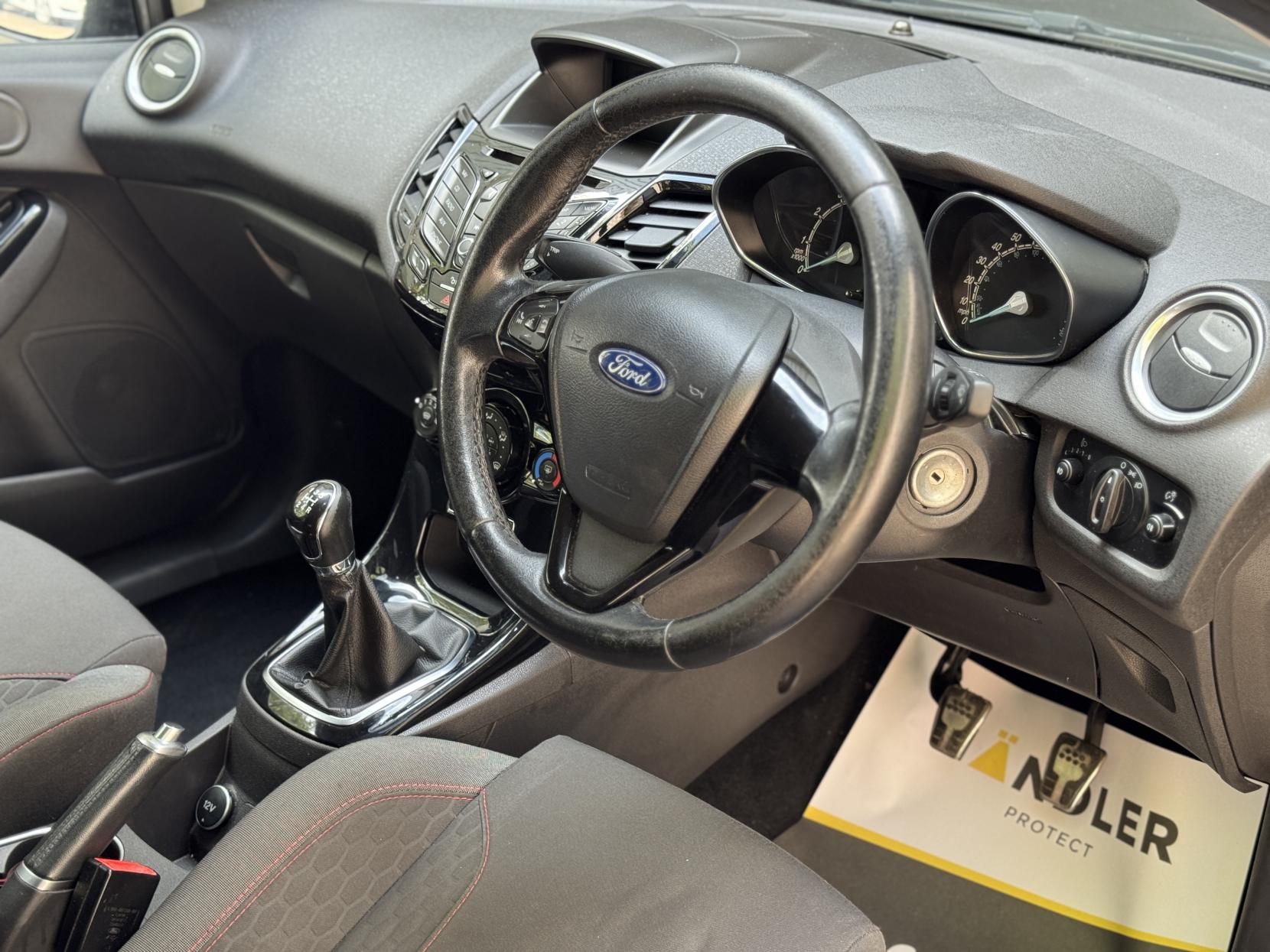 Ford Fiesta 1.0T EcoBoost Zetec S Hatchback 3dr Petrol Manual Euro 6 (s/s) (125 ps)