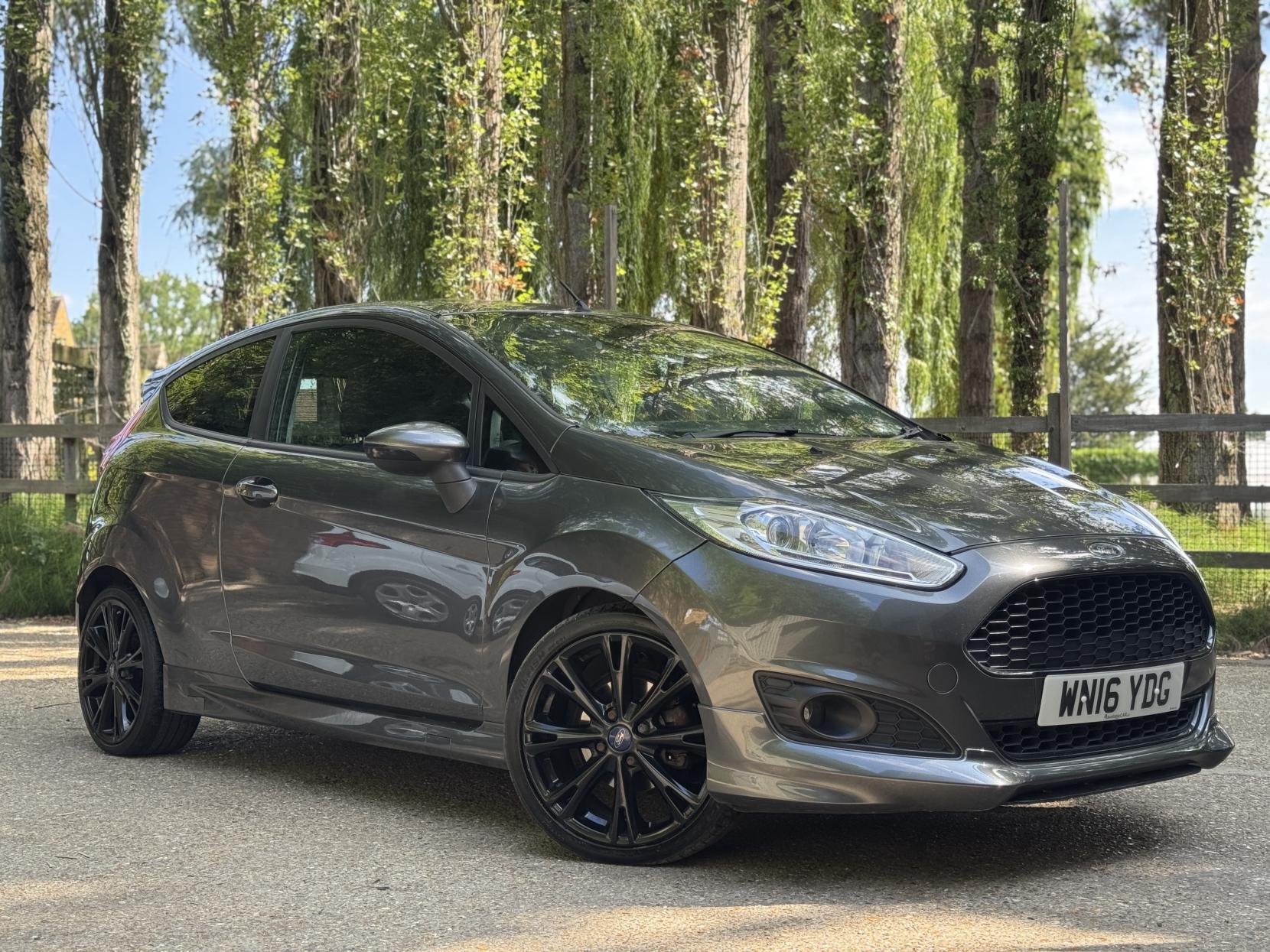 Ford Fiesta 1.0T EcoBoost Zetec S Hatchback 3dr Petrol Manual Euro 6 (s/s) (125 ps)