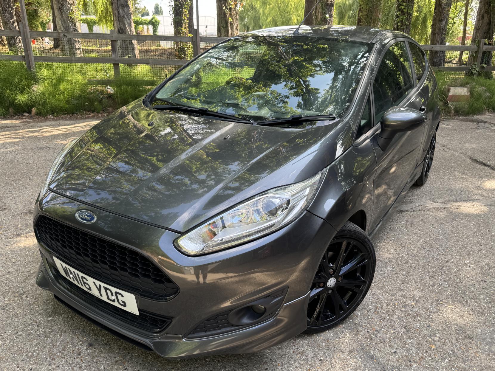 Ford Fiesta 1.0T EcoBoost Zetec S Hatchback 3dr Petrol Manual Euro 6 (s/s) (125 ps)