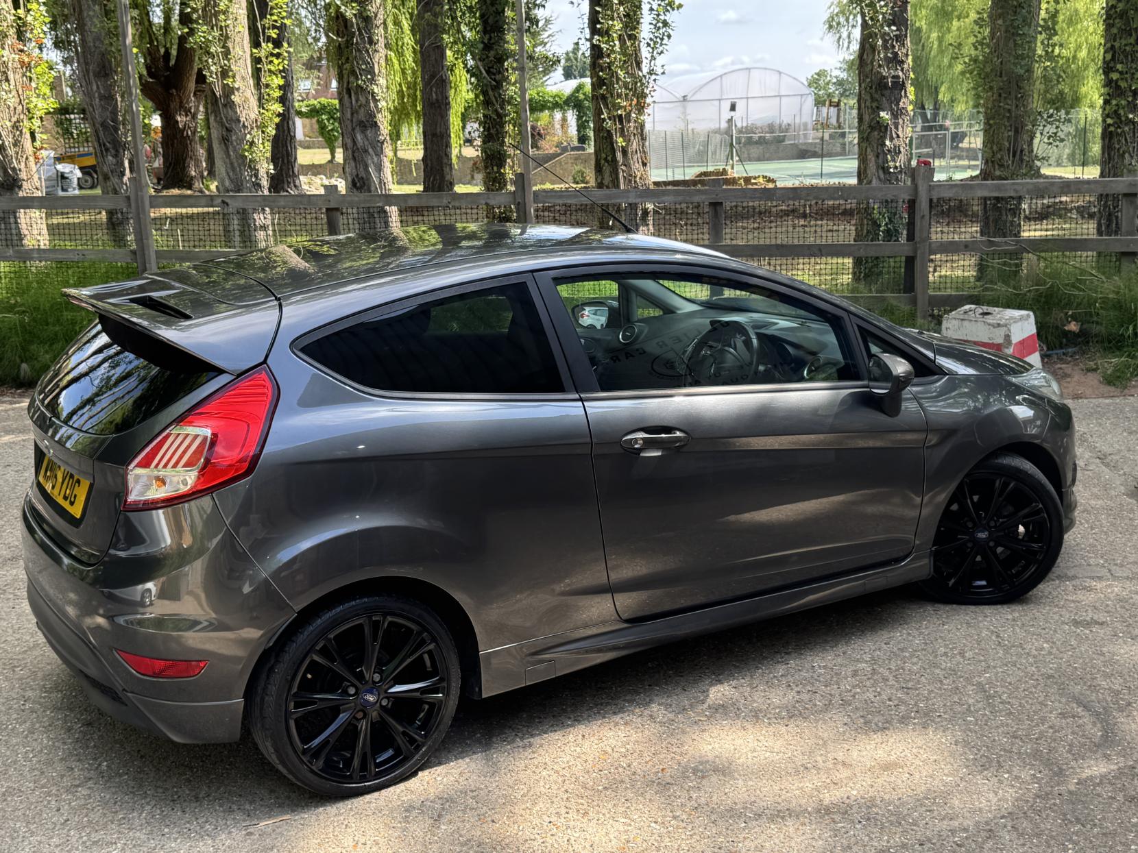 Ford Fiesta 1.0T EcoBoost Zetec S Hatchback 3dr Petrol Manual Euro 6 (s/s) (125 ps)