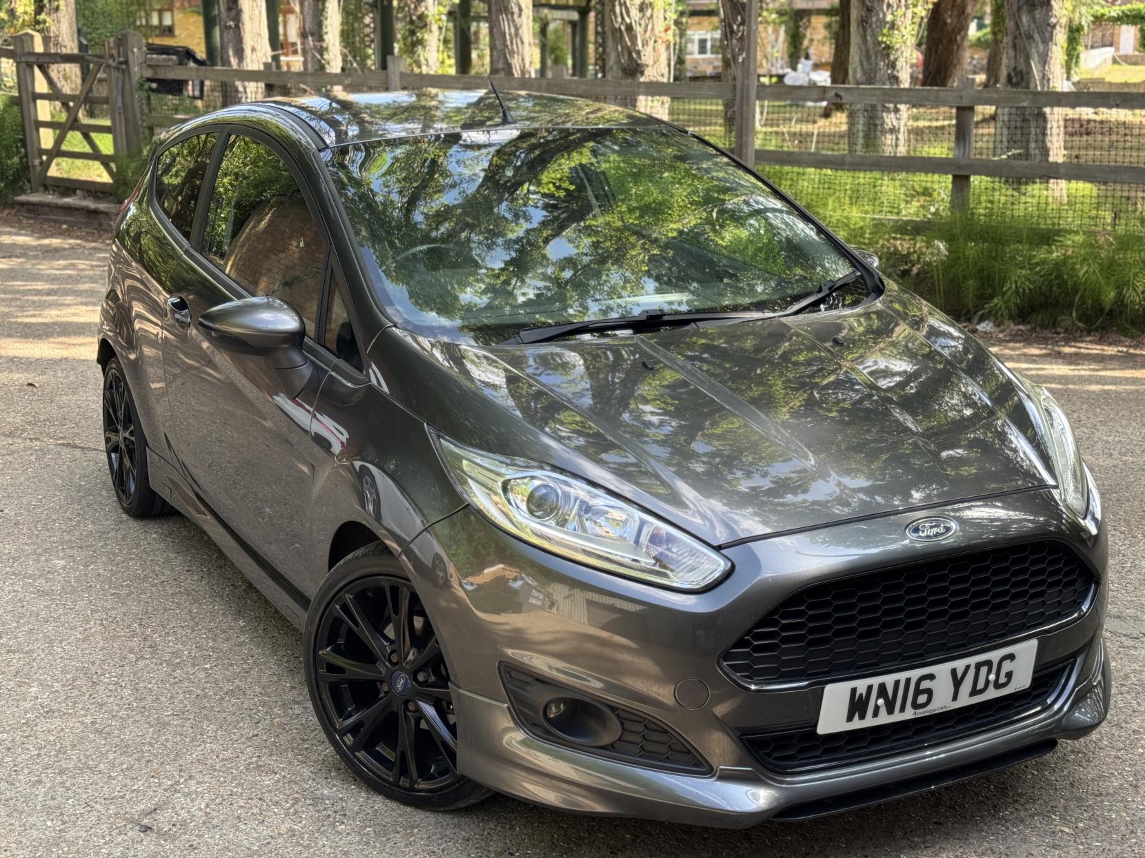 Ford Fiesta 1.0T EcoBoost Zetec S Hatchback 3dr Petrol Manual Euro 6 (s/s) (125 ps)