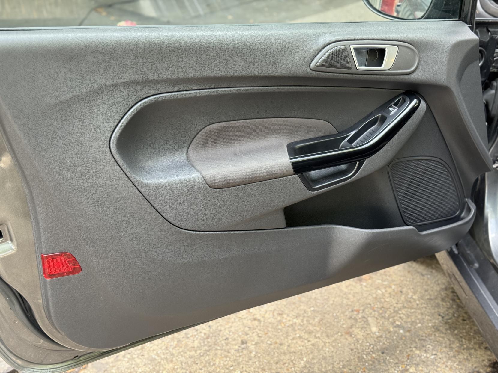 Ford Fiesta 1.0T EcoBoost Zetec S Hatchback 3dr Petrol Manual Euro 6 (s/s) (125 ps)