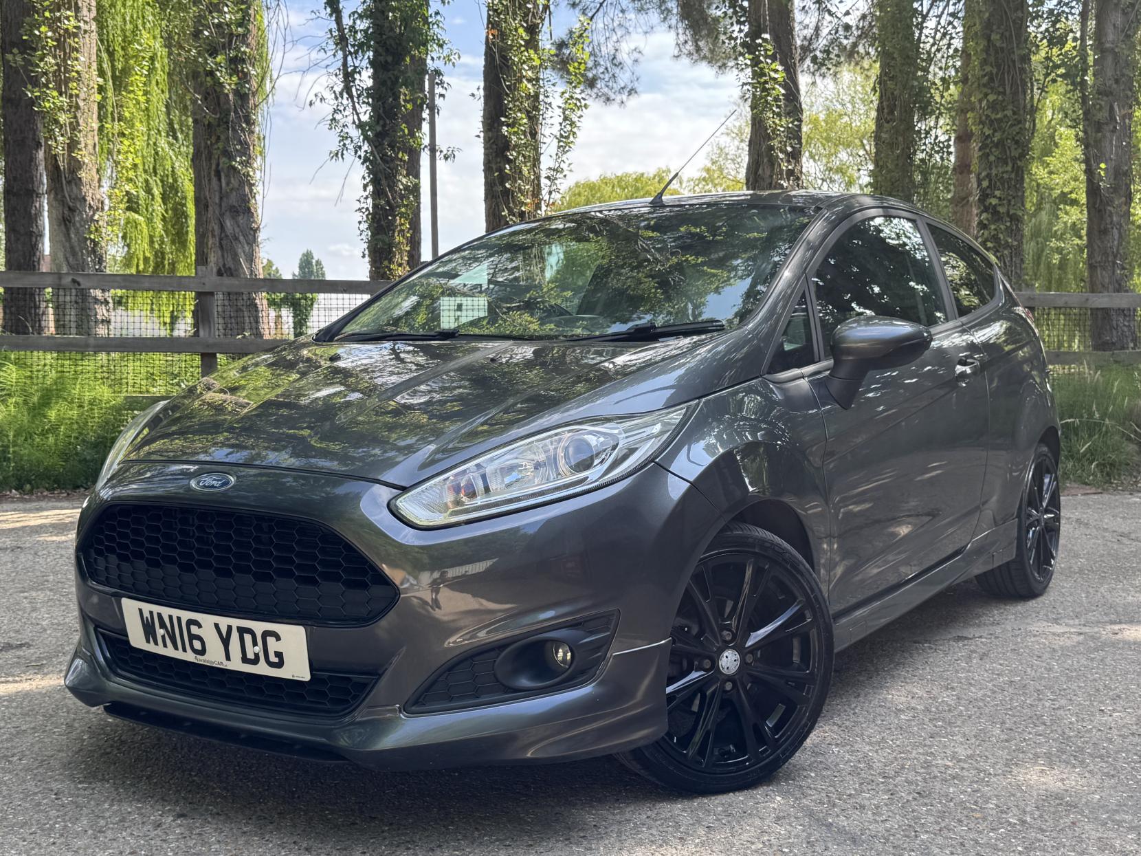 Ford Fiesta 1.0T EcoBoost Zetec S Hatchback 3dr Petrol Manual Euro 6 (s/s) (125 ps)