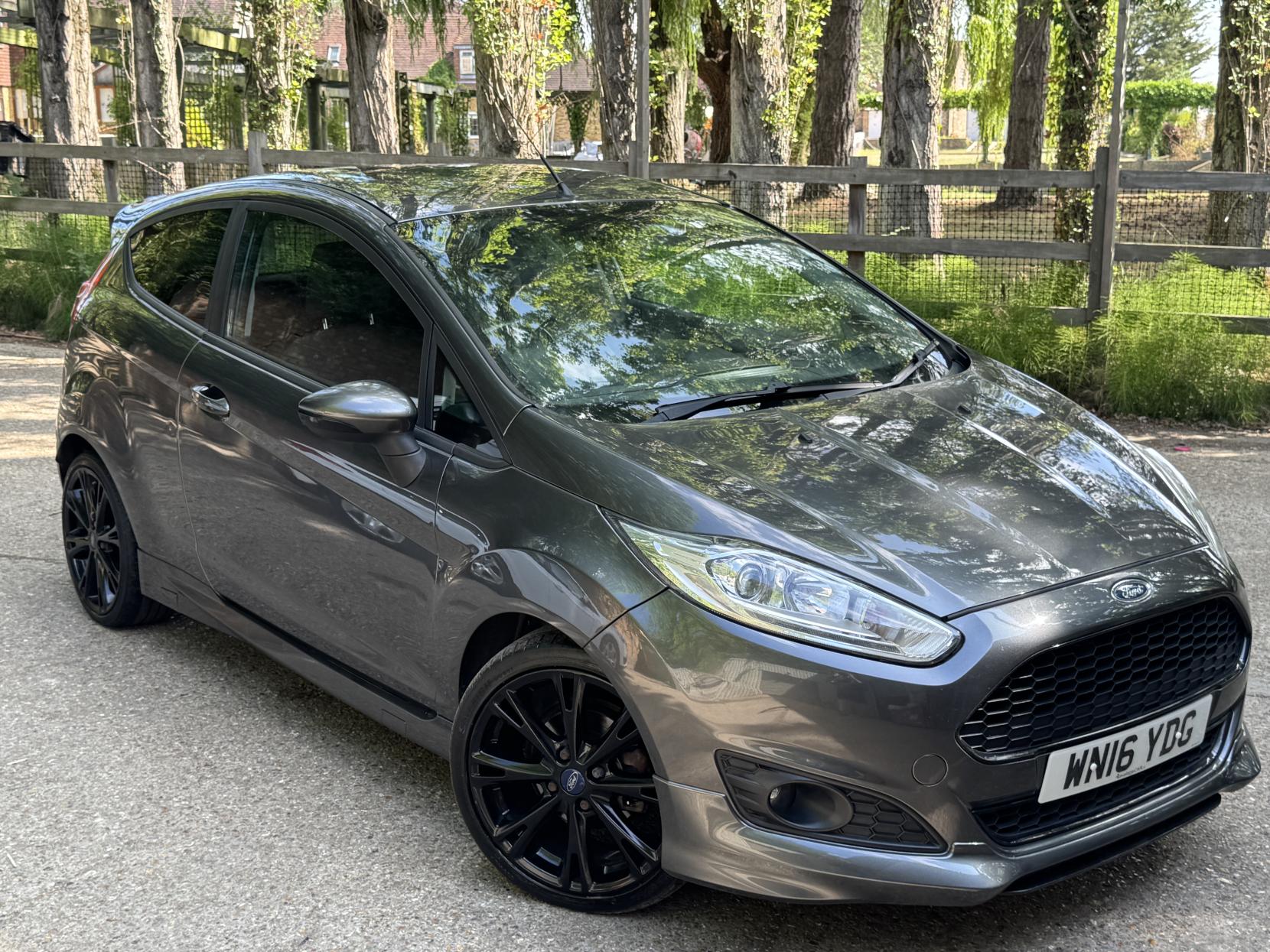Ford Fiesta 1.0T EcoBoost Zetec S Hatchback 3dr Petrol Manual Euro 6 (s/s) (125 ps)