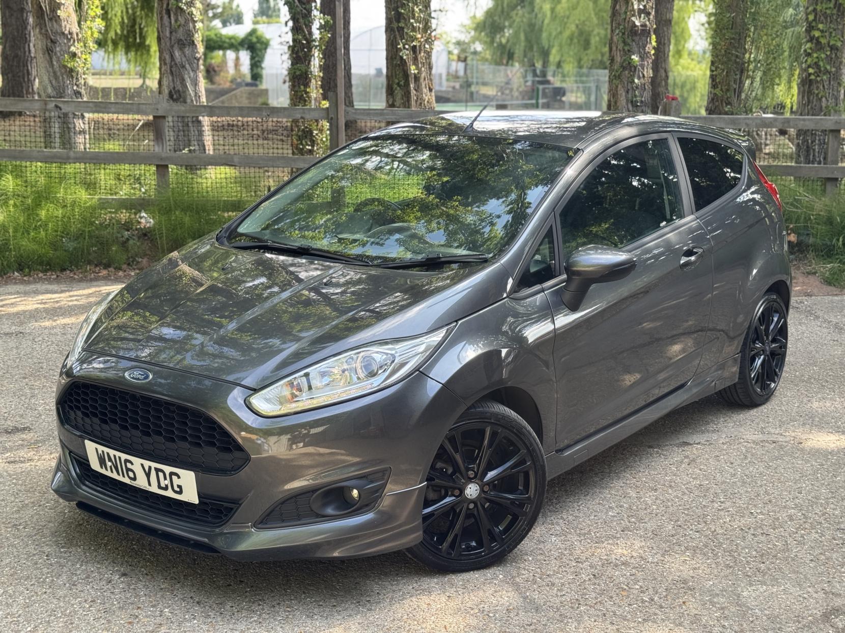 Ford Fiesta 1.0T EcoBoost Zetec S Hatchback 3dr Petrol Manual Euro 6 (s/s) (125 ps)
