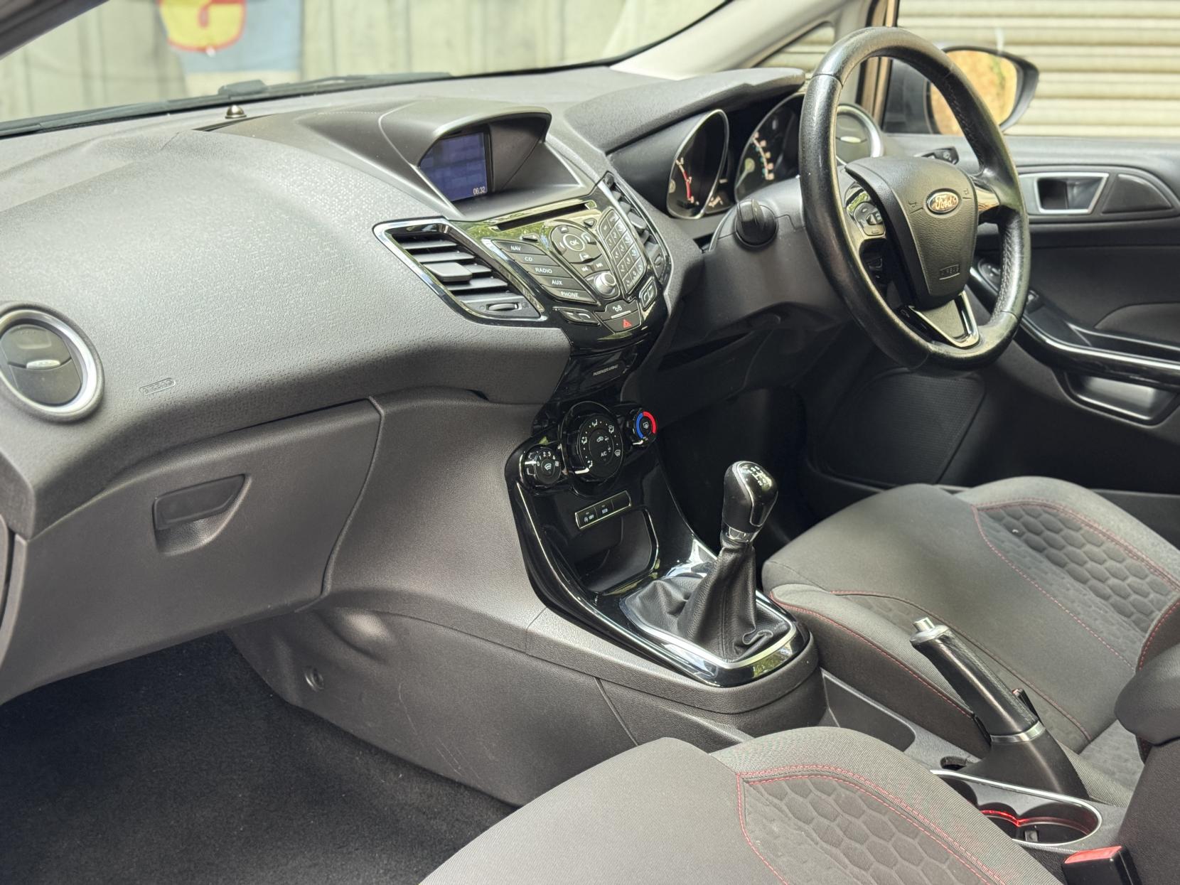 Ford Fiesta 1.0T EcoBoost Zetec S Hatchback 3dr Petrol Manual Euro 6 (s/s) (125 ps)