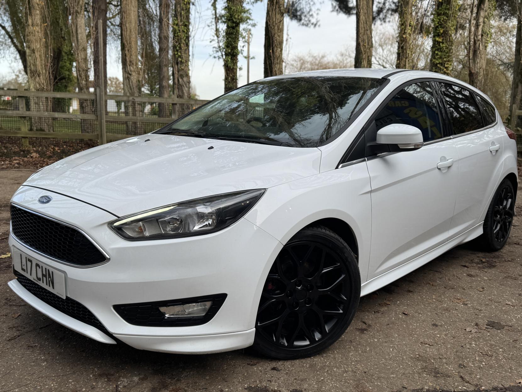 Ford Focus 1.0T EcoBoost Zetec S Hatchback 5dr Petrol Manual Euro 6 (s/s) (125 ps)