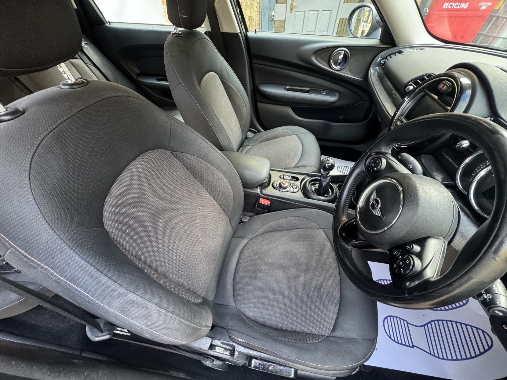 MINI Clubman 1.5 Cooper Estate 6dr Petrol Manual Euro 6 (s/s) (136 ps)