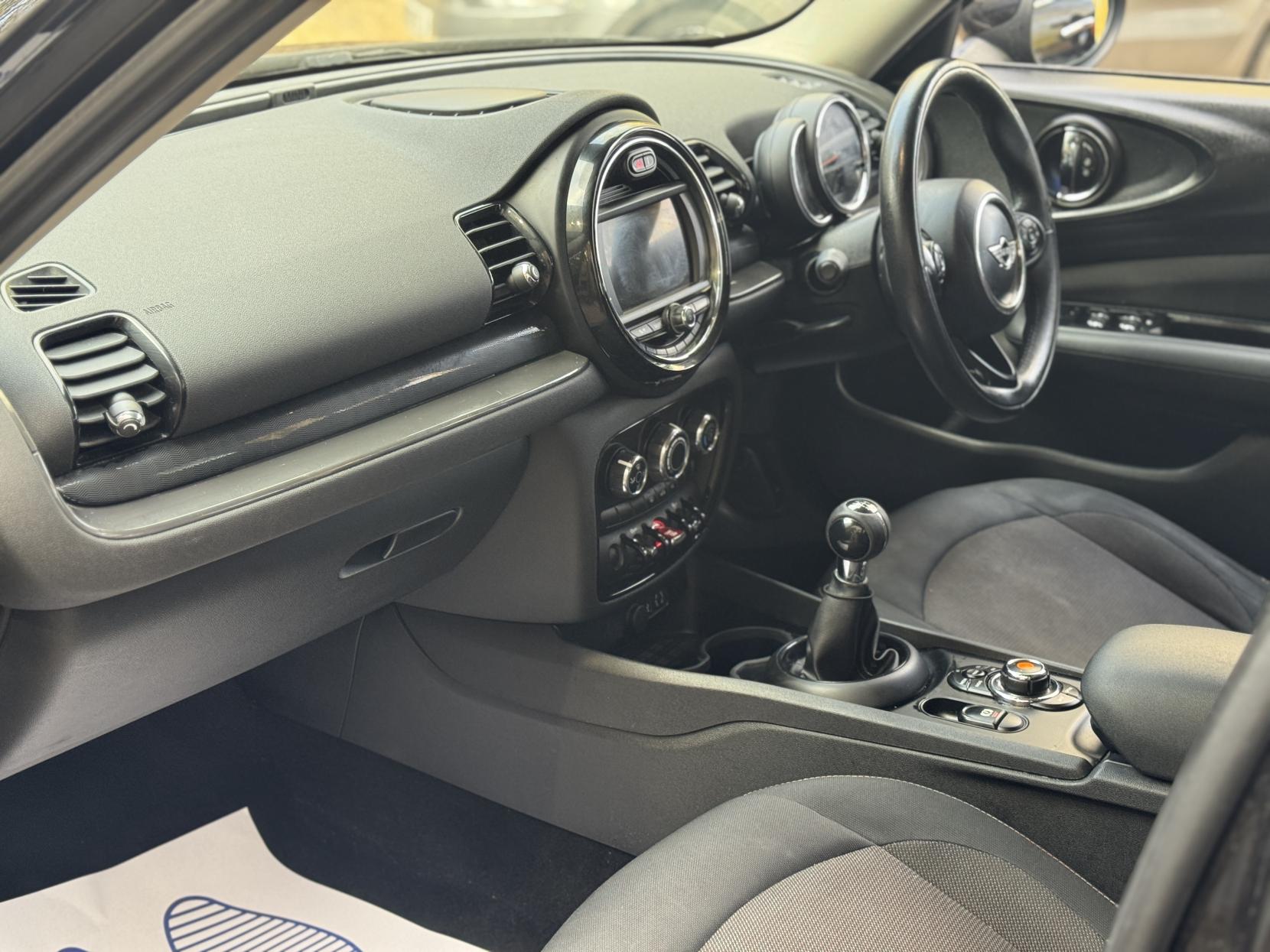 MINI Clubman 1.5 Cooper Estate 6dr Petrol Manual Euro 6 (s/s) (136 ps)