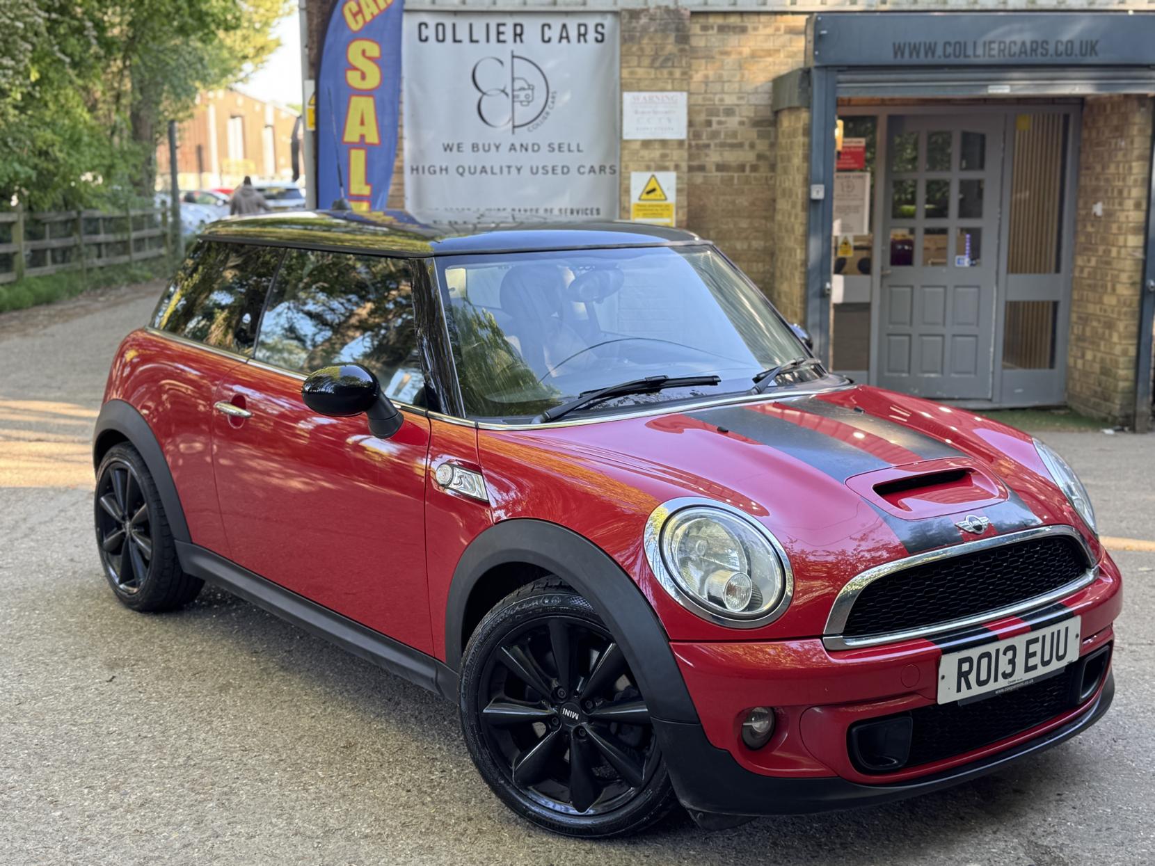 MINI Hatch 1.6 Cooper S Hatchback 3dr Petrol Manual Euro 5 (s/s) (184 ps)