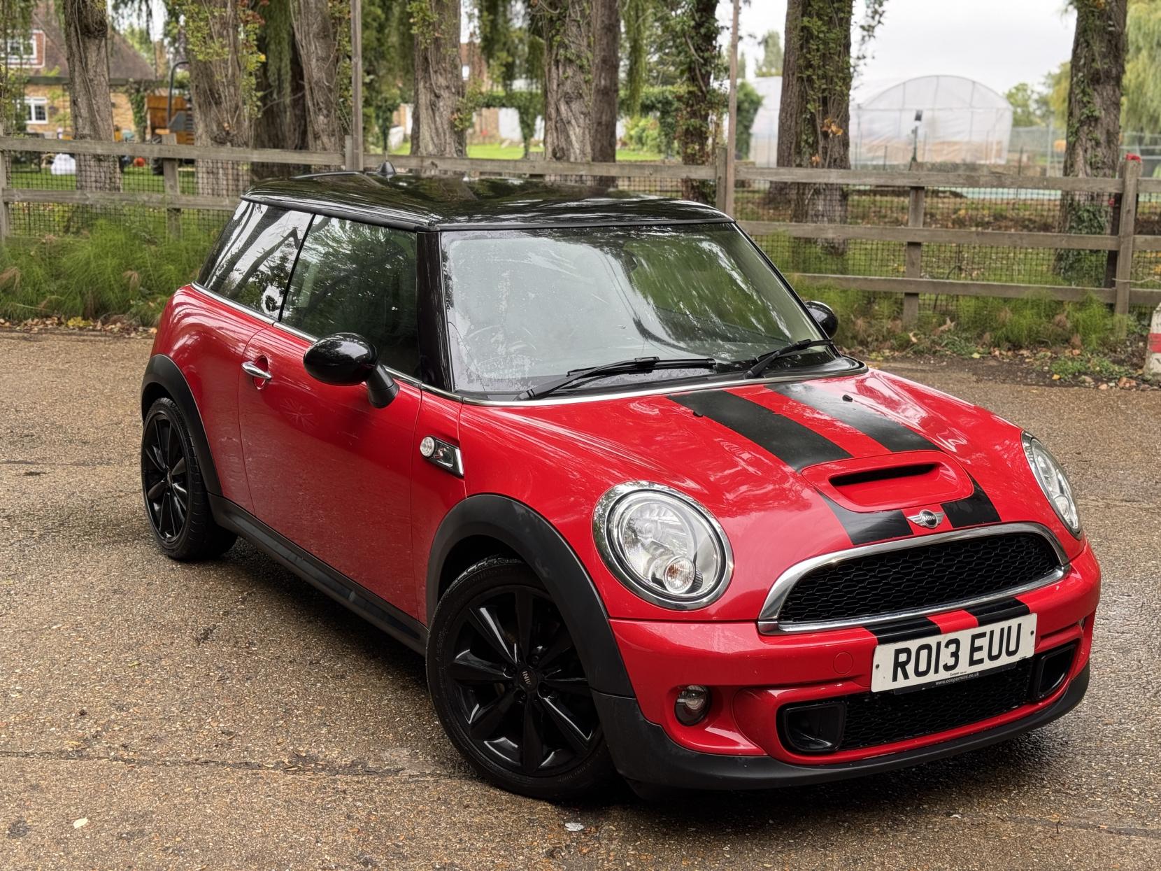 MINI Hatch 1.6 Cooper S Hatchback 3dr Petrol Manual Euro 5 (s/s) (184 ps)