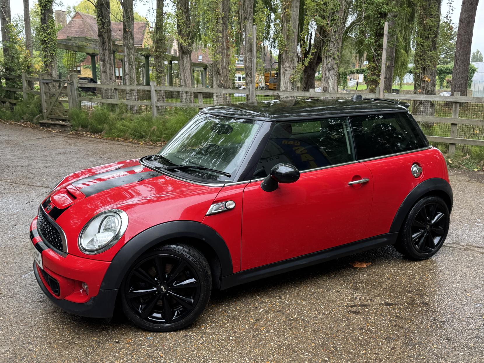 MINI Hatch 1.6 Cooper S Hatchback 3dr Petrol Manual Euro 5 (s/s) (184 ps)