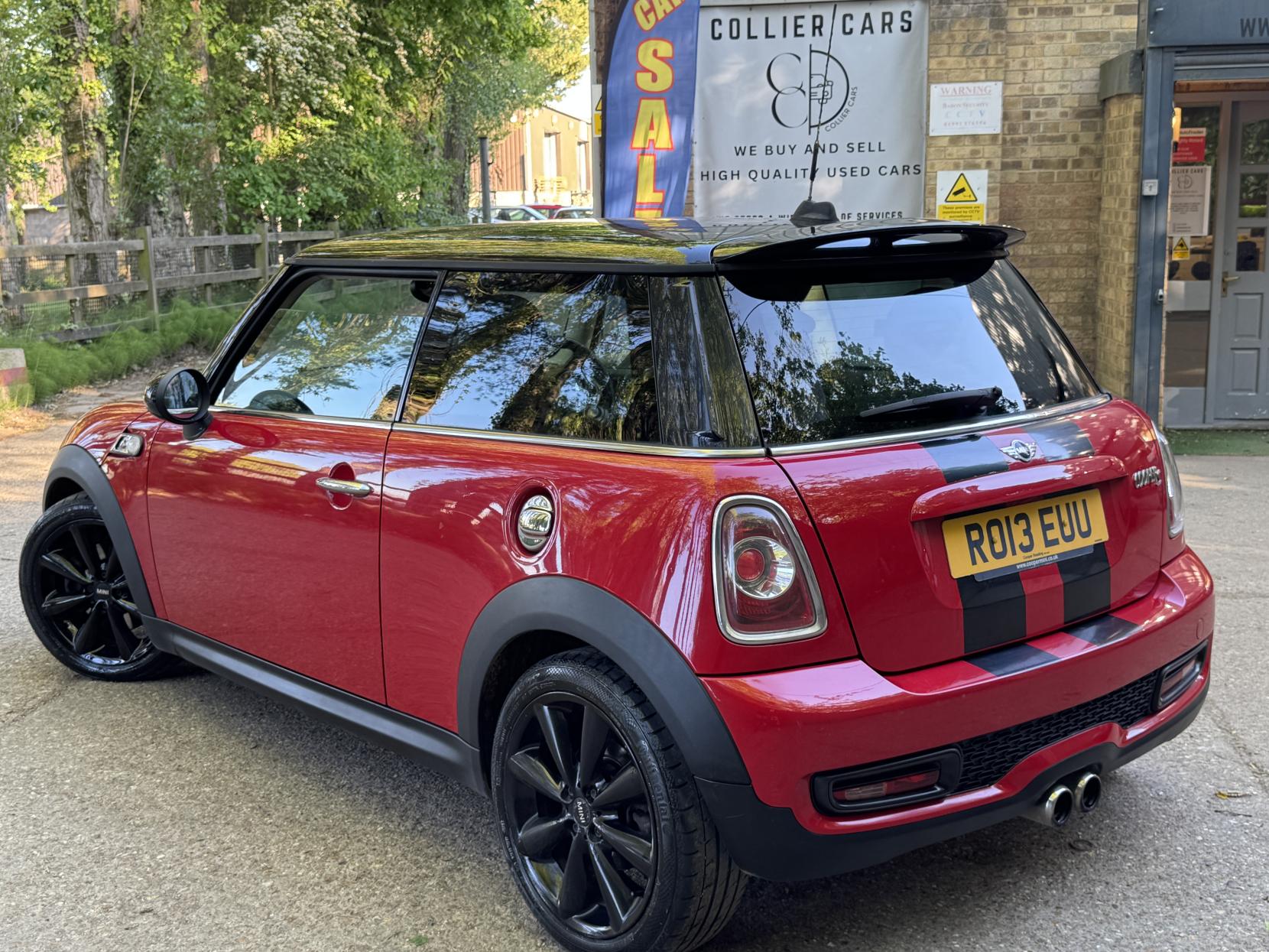 MINI Hatch 1.6 Cooper S Hatchback 3dr Petrol Manual Euro 5 (s/s) (184 ps)