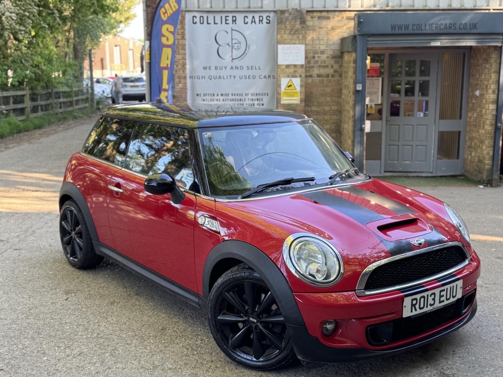 MINI Hatch 1.6 Cooper S Hatchback 3dr Petrol Manual Euro 5 (s/s) (184 ps)