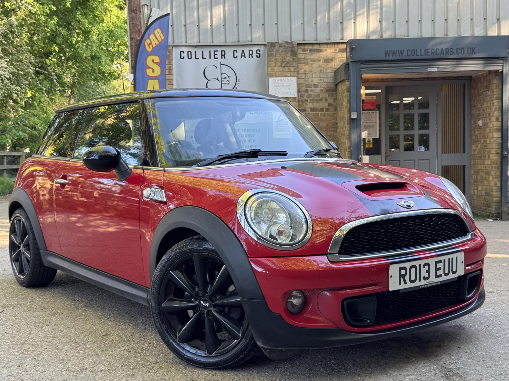 MINI Hatch 1.6 Cooper S Hatchback 3dr Petrol Manual Euro 5 (s/s) (184 ps)