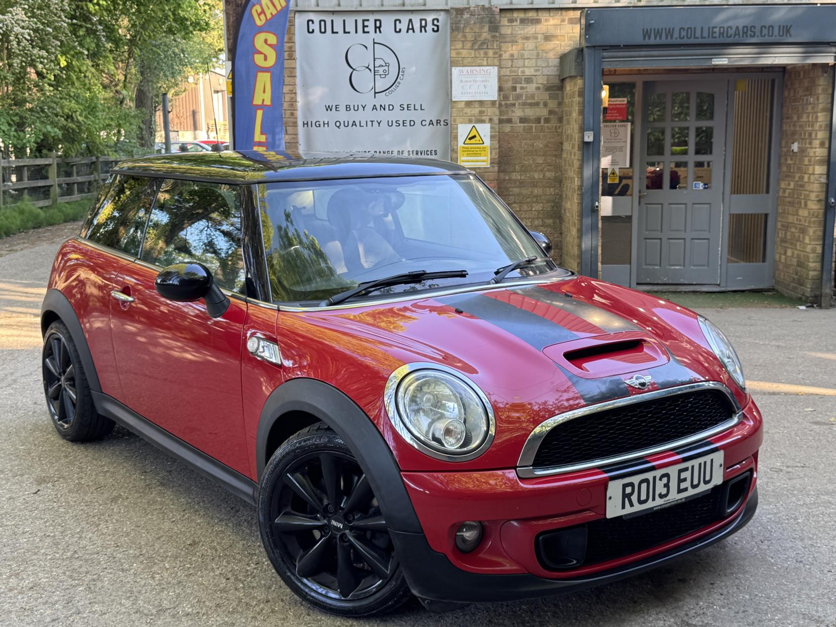MINI Hatch 1.6 Cooper S Hatchback 3dr Petrol Manual Euro 5 (s/s) (184 ps)