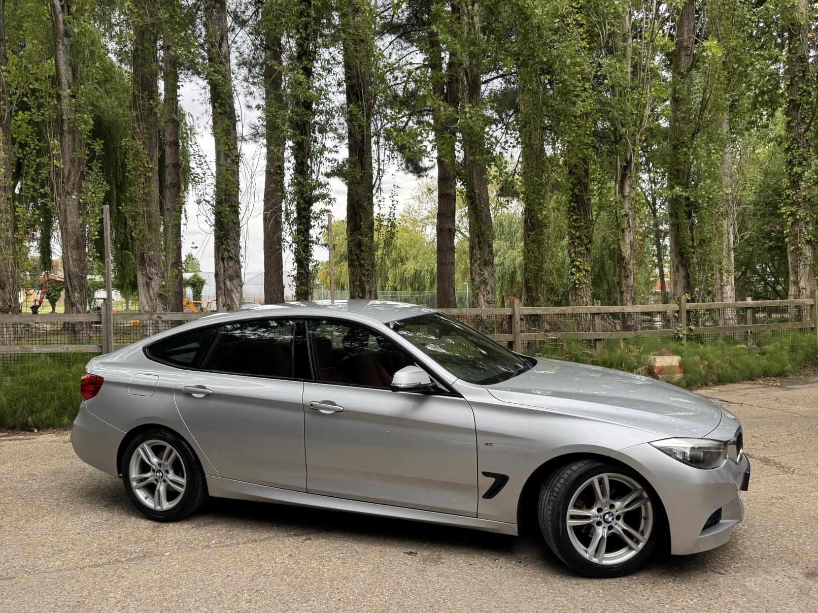 BMW 3 Series Gran Turismo 2.0 318d M Sport GT 5dr Diesel Manual Euro 6 (s/s) (143 ps)