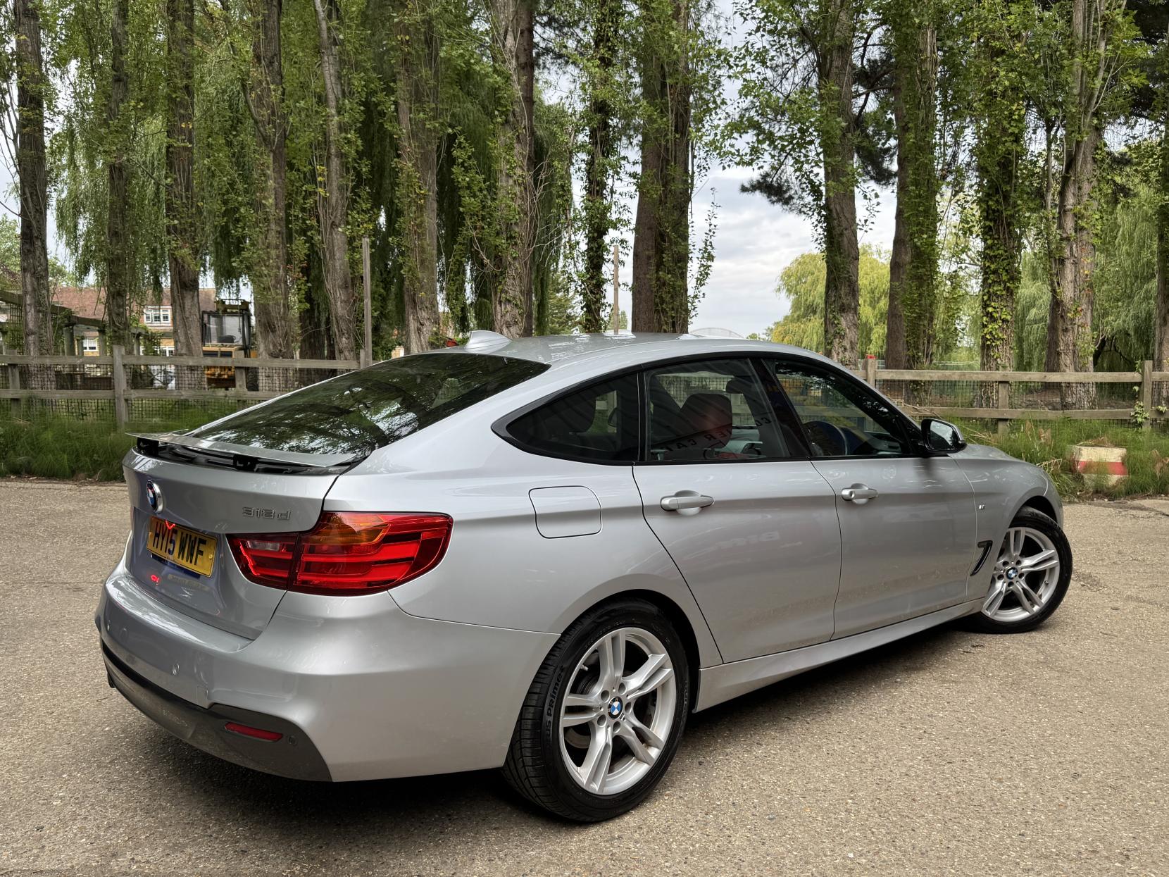 BMW 3 Series Gran Turismo 2.0 318d M Sport GT 5dr Diesel Manual Euro 6 (s/s) (143 ps)