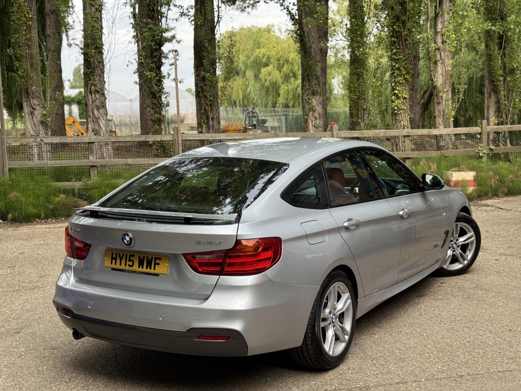 BMW 3 Series Gran Turismo 2.0 318d M Sport GT 5dr Diesel Manual Euro 6 (s/s) (143 ps)