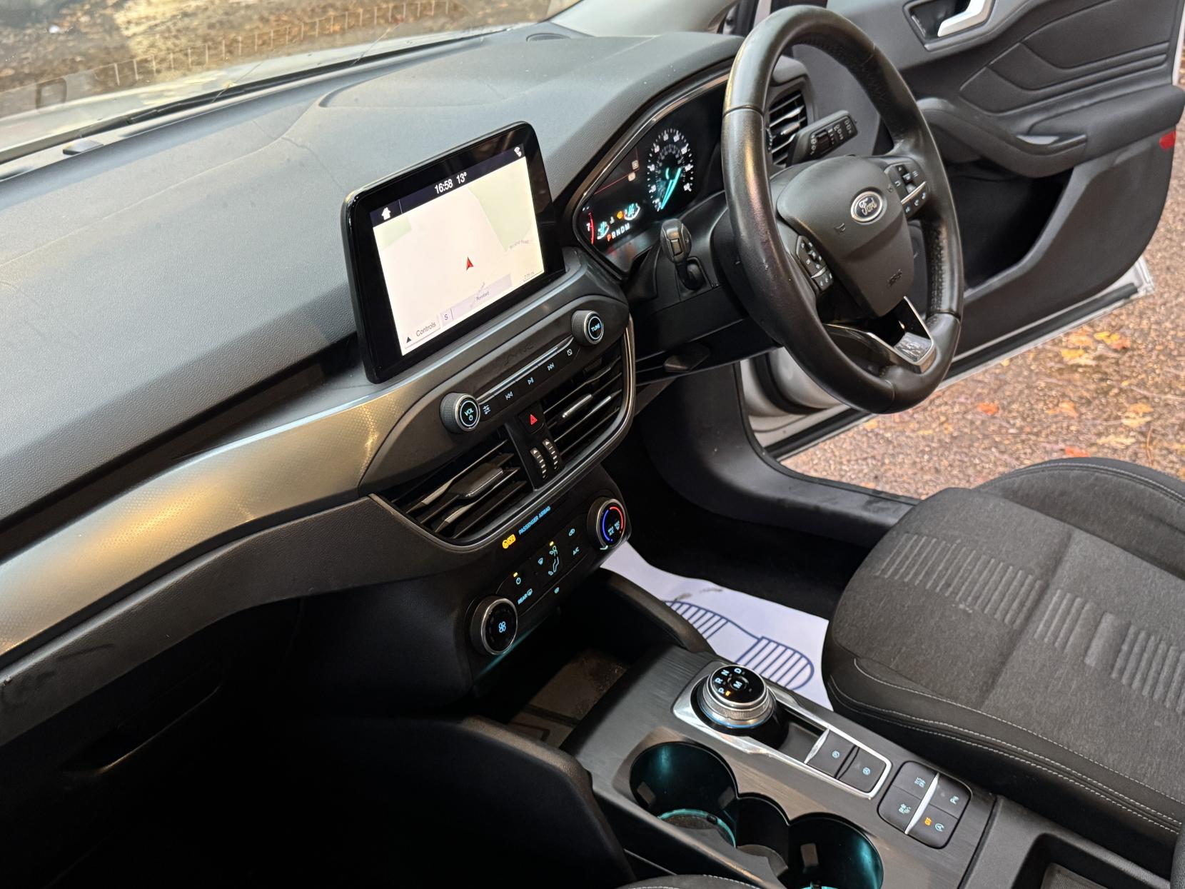 Ford Focus 1.0T EcoBoost Active Estate 5dr Petrol Auto Euro 6 (s/s) (125 ps)