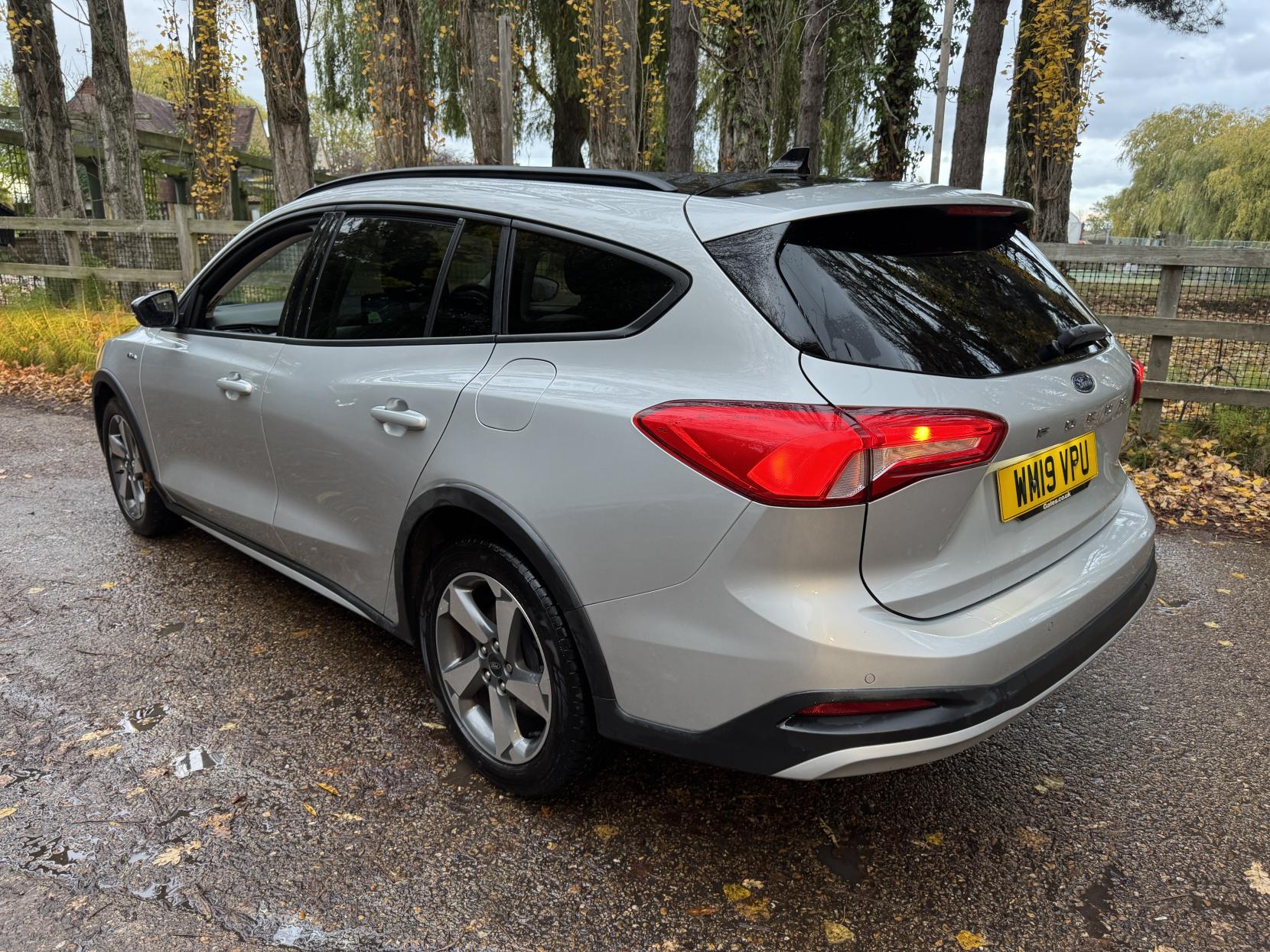 Ford Focus 1.0T EcoBoost Active Estate 5dr Petrol Auto Euro 6 (s/s) (125 ps)