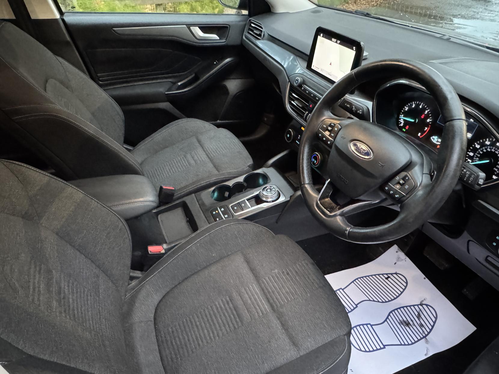 Ford Focus 1.0T EcoBoost Active Estate 5dr Petrol Auto Euro 6 (s/s) (125 ps)