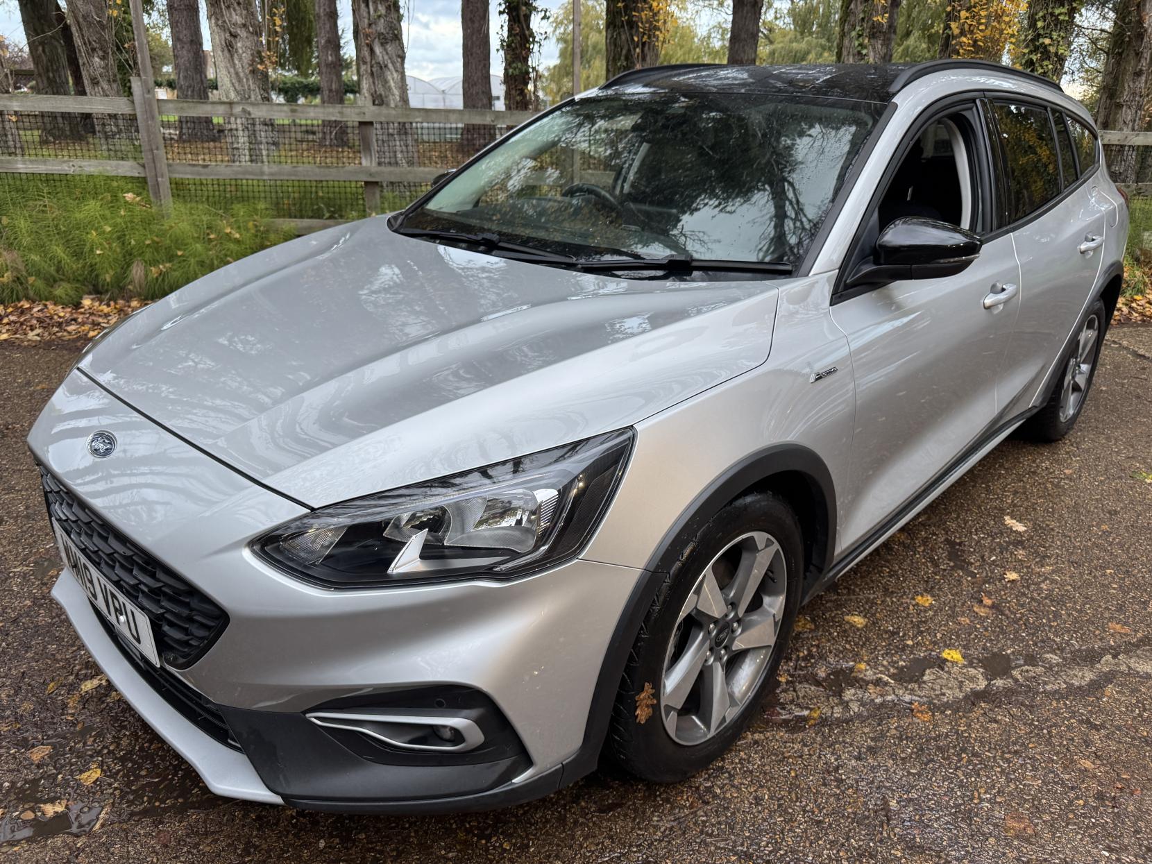 Ford Focus 1.0T EcoBoost Active Estate 5dr Petrol Auto Euro 6 (s/s) (125 ps)