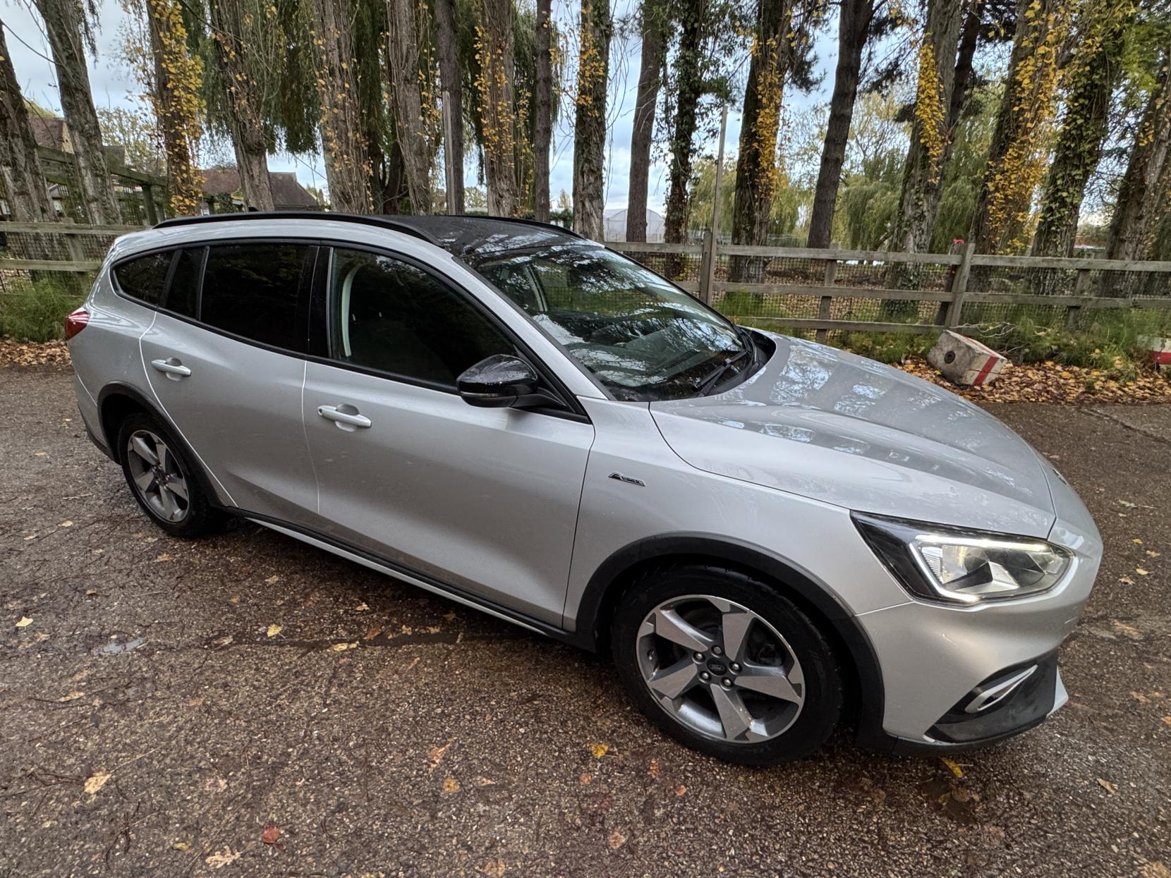 Ford Focus 1.0T EcoBoost Active Estate 5dr Petrol Auto Euro 6 (s/s) (125 ps)