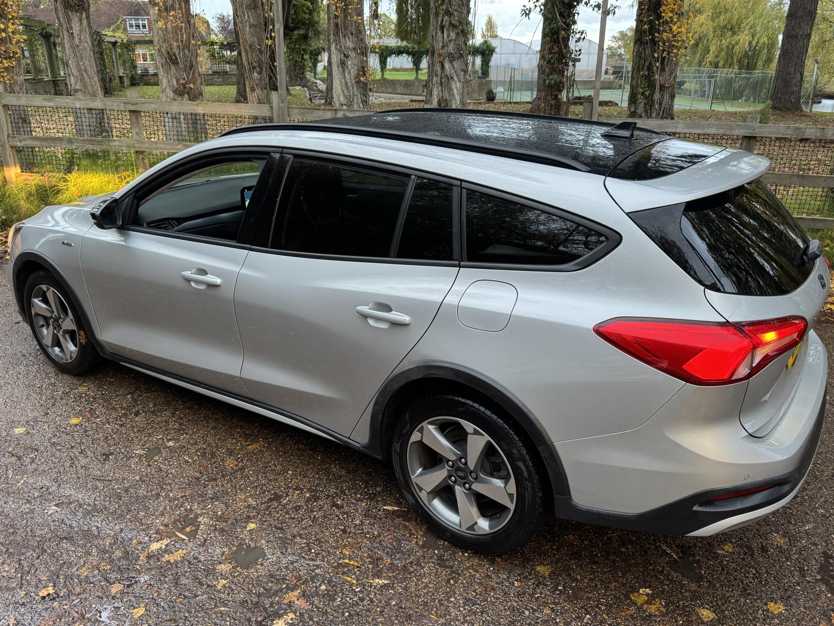 Ford Focus 1.0T EcoBoost Active Estate 5dr Petrol Auto Euro 6 (s/s) (125 ps)