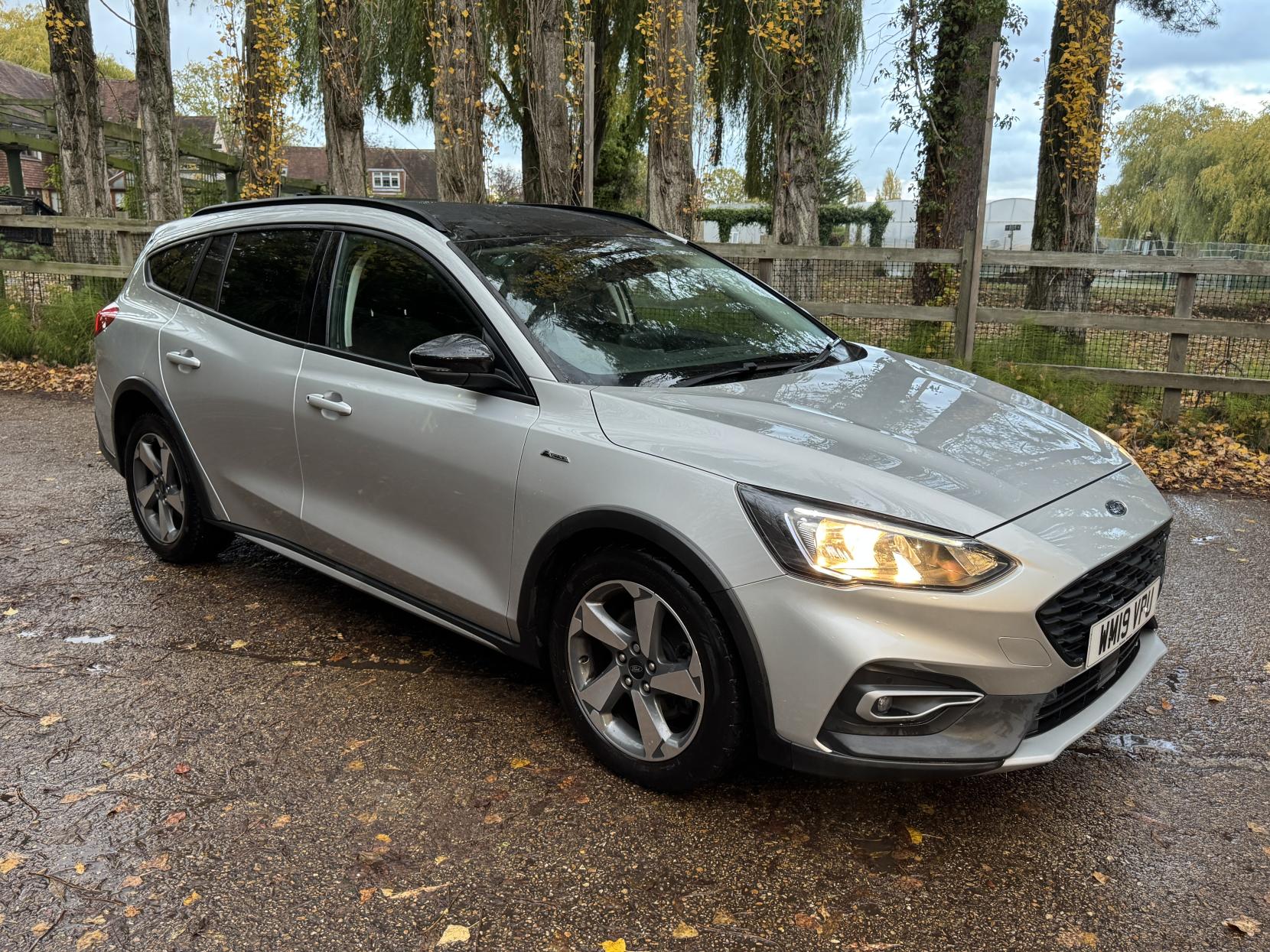 Ford Focus 1.0T EcoBoost Active Estate 5dr Petrol Auto Euro 6 (s/s) (125 ps)