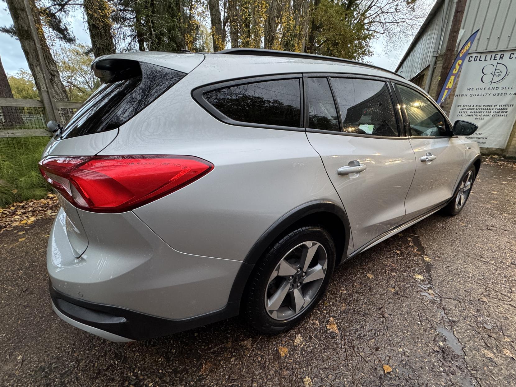 Ford Focus 1.0T EcoBoost Active Estate 5dr Petrol Auto Euro 6 (s/s) (125 ps)