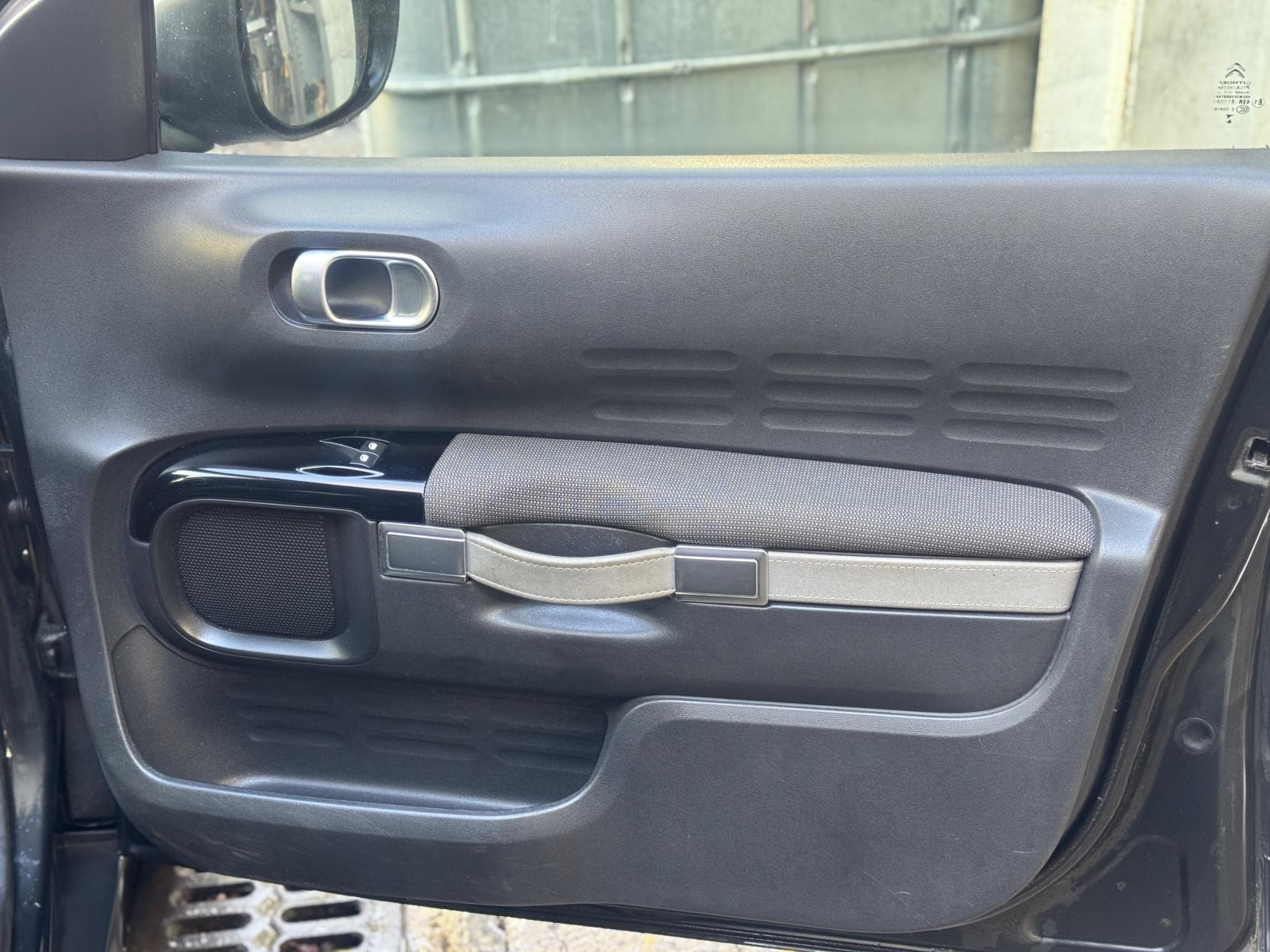 Citroen C4 Cactus 1.2 PureTech Feel Hatchback 5dr Petrol Manual Euro 6 (Euro 6) (82 ps)