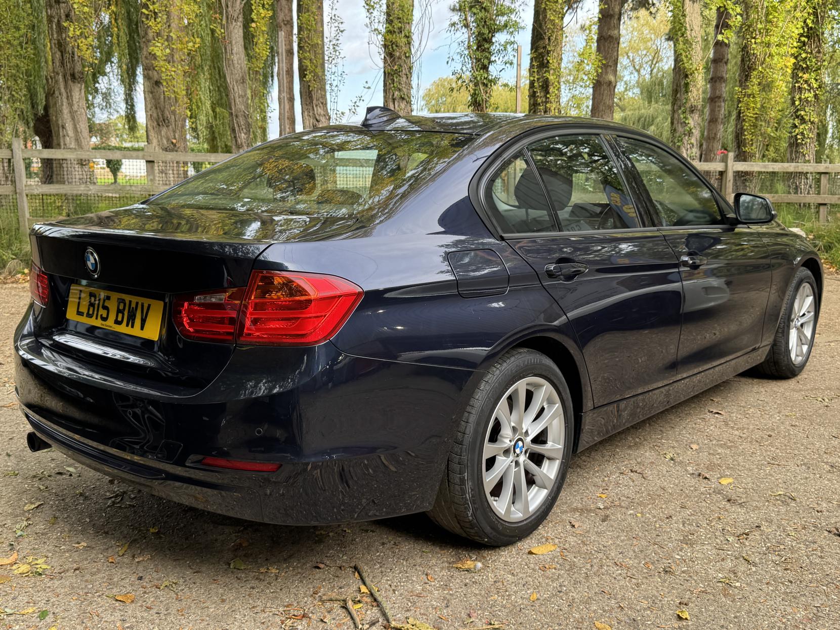 BMW 3 Series 1.6 316i Sport Saloon 4dr Petrol Manual Euro 6 (s/s) (136 ps)