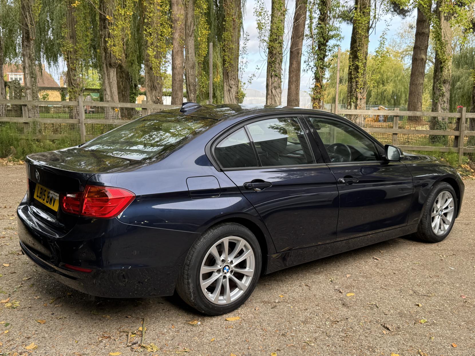BMW 3 Series 1.6 316i Sport Saloon 4dr Petrol Manual Euro 6 (s/s) (136 ps)