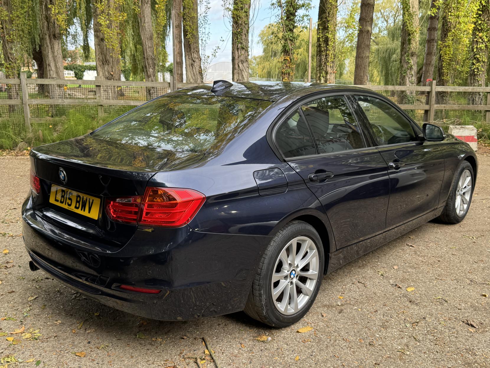 BMW 3 Series 1.6 316i Sport Saloon 4dr Petrol Manual Euro 6 (s/s) (136 ps)