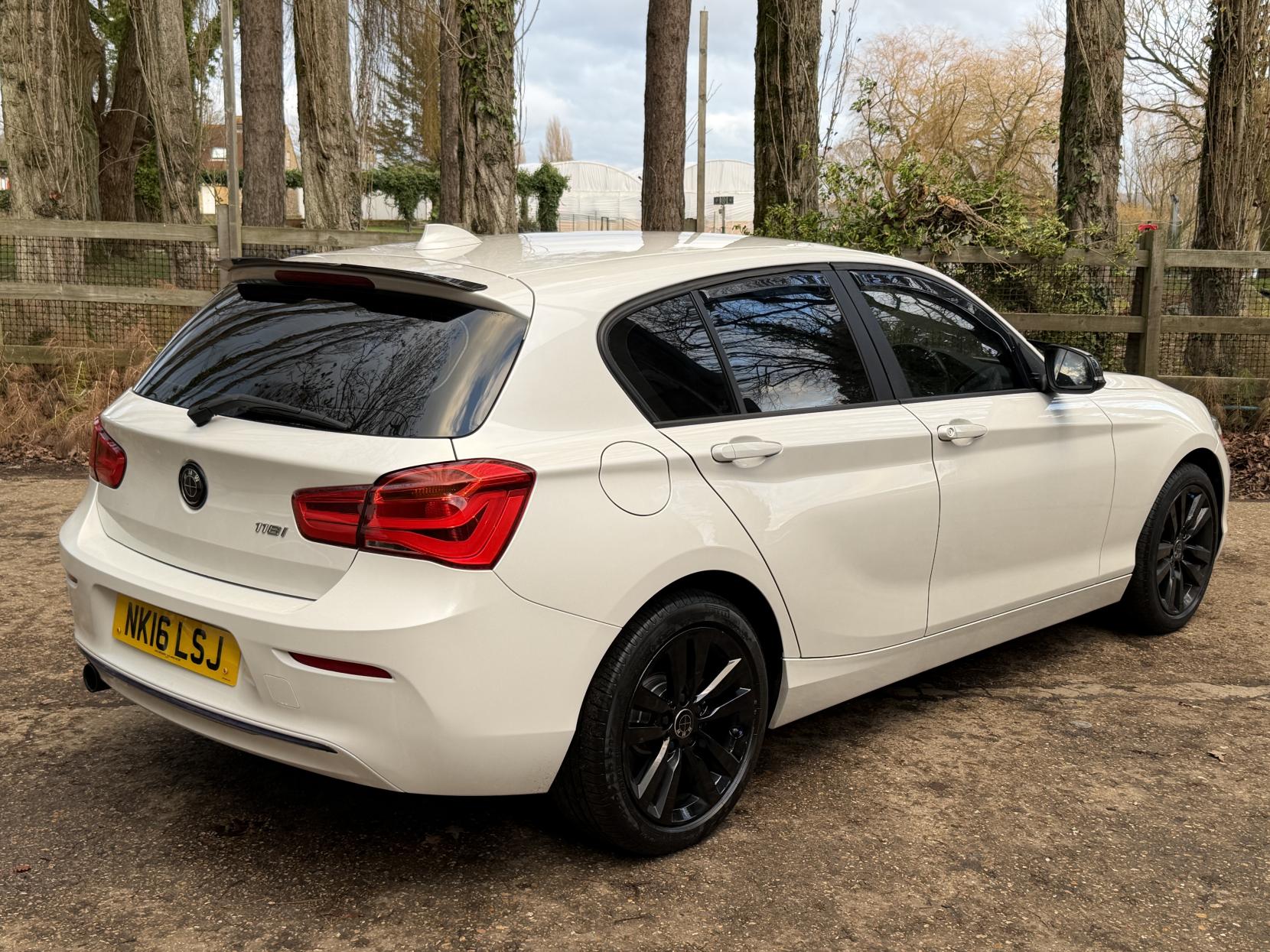 BMW 1 Series 1.5 118i Sport Hatchback 5dr Petrol Auto Euro 6 (s/s) (136 ps)