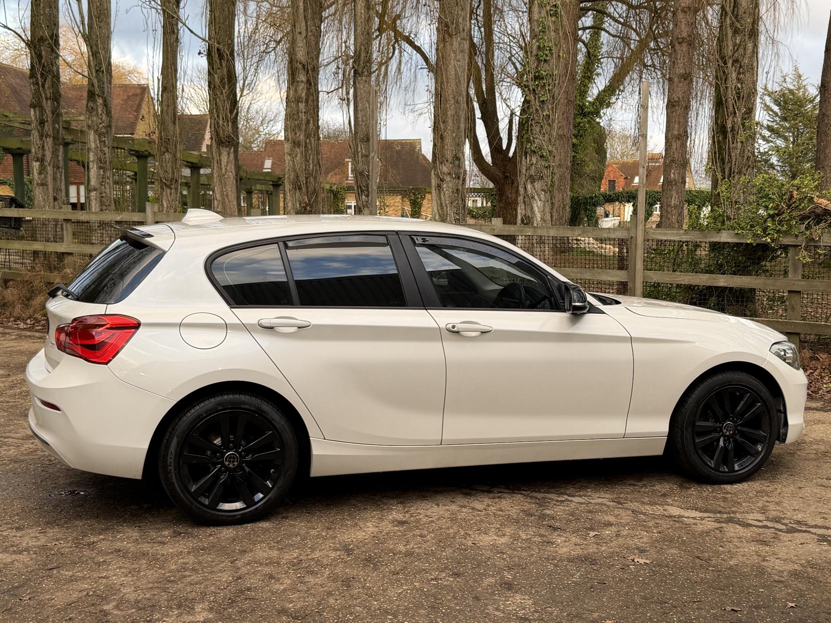 BMW 1 Series 1.5 118i Sport Hatchback 5dr Petrol Auto Euro 6 (s/s) (136 ps)