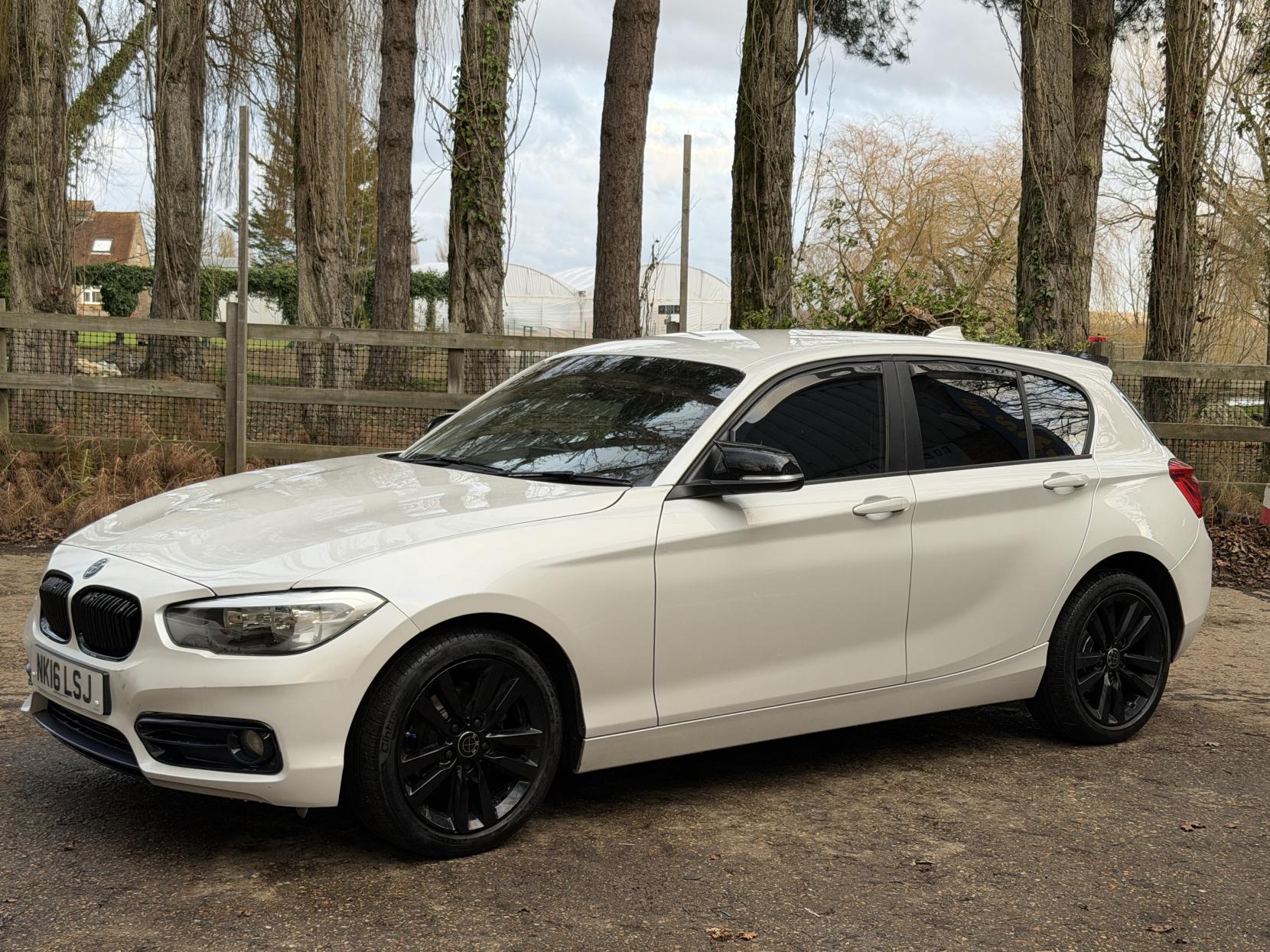 BMW 1 Series 1.5 118i Sport Hatchback 5dr Petrol Auto Euro 6 (s/s) (136 ps)